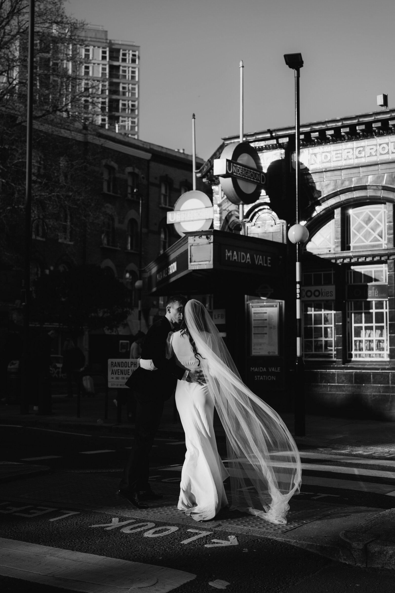 adorlee-weddings-120-editorial-style-bride-and-groom-photos-london