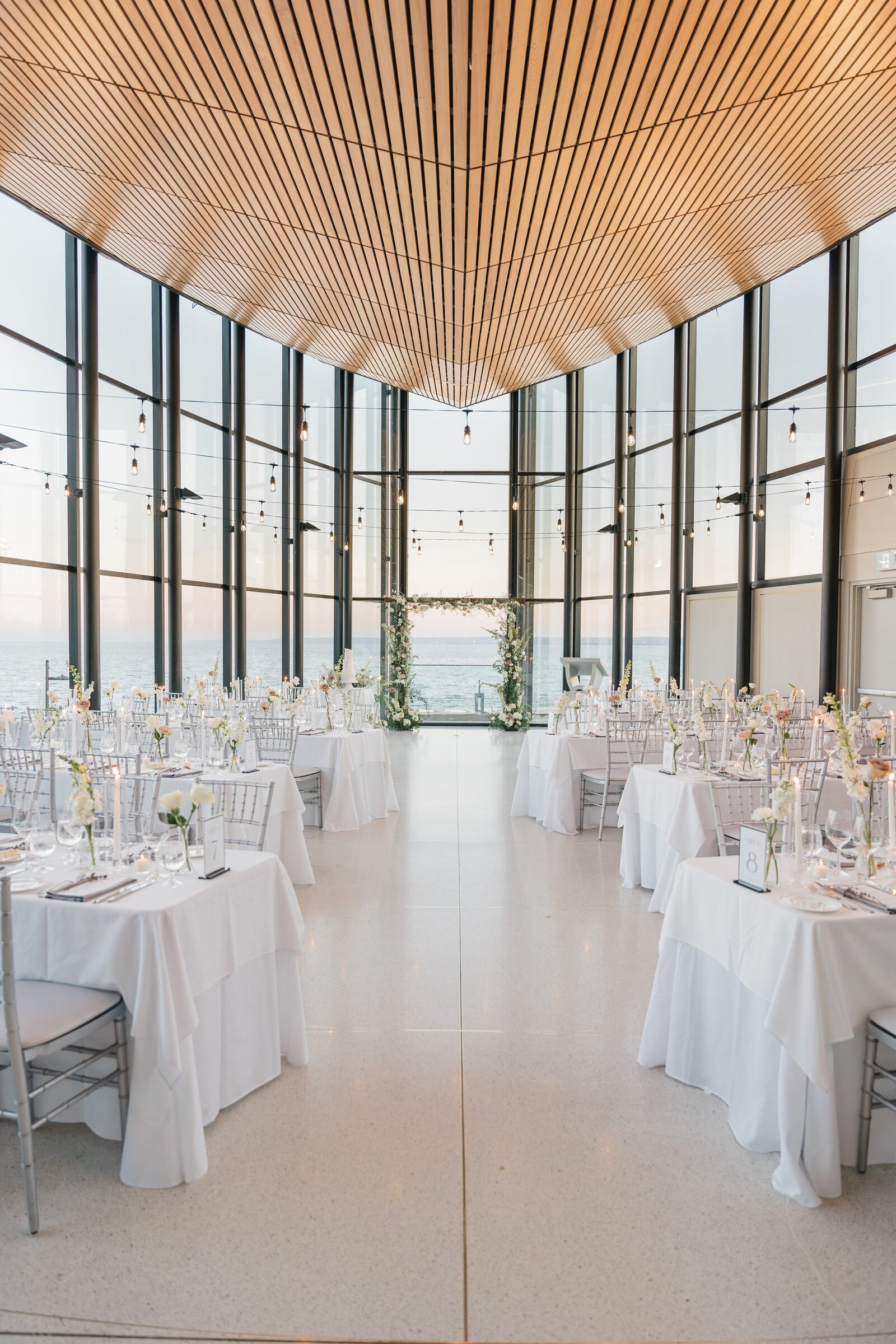 ​Niagara Wedding Florist