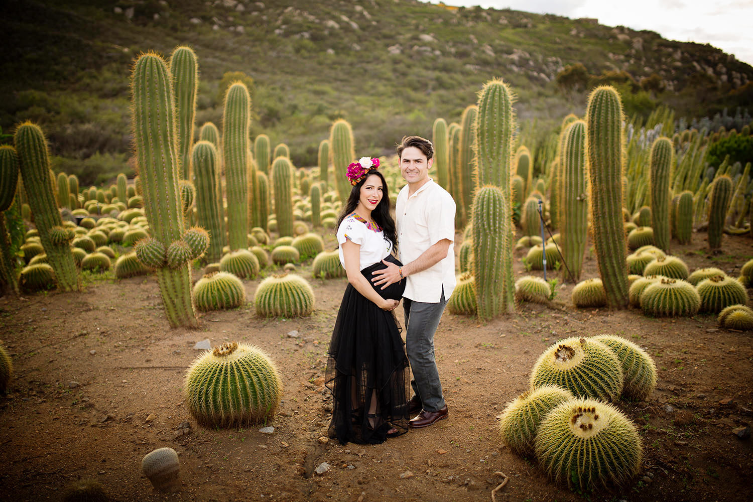 Cactus field Maternity photo in San Diego.