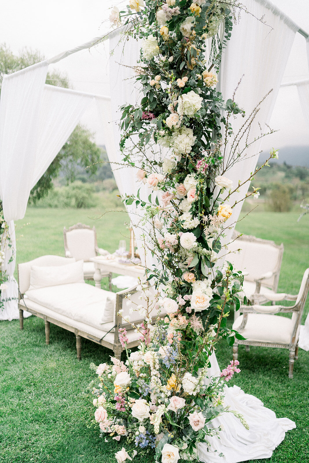 Exquisite Wedding Table Decor at Sunstone Winery