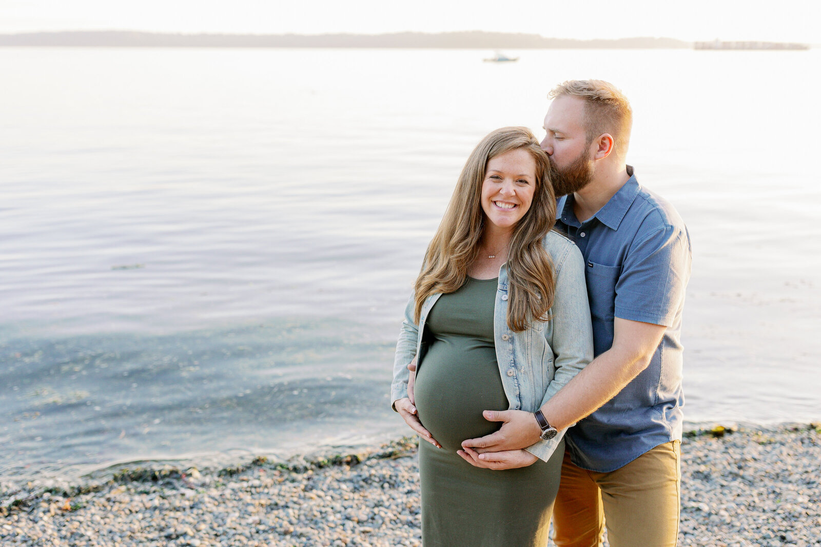 west-seattle-maternity-photographer-lincoln-park