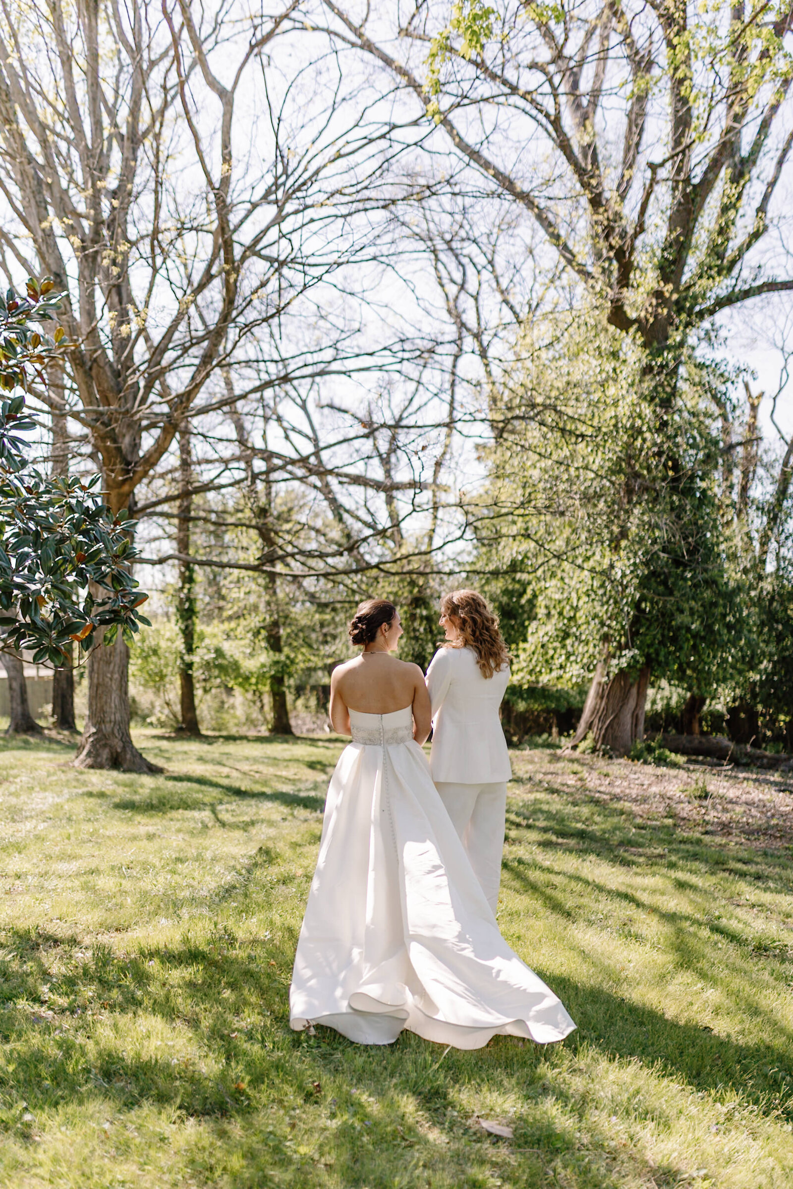 liza-amber-spring-riverwood-mansion-wedding-12