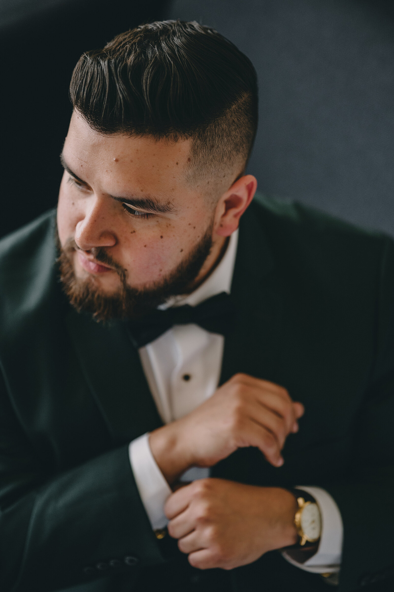 03-getting ready groom-163