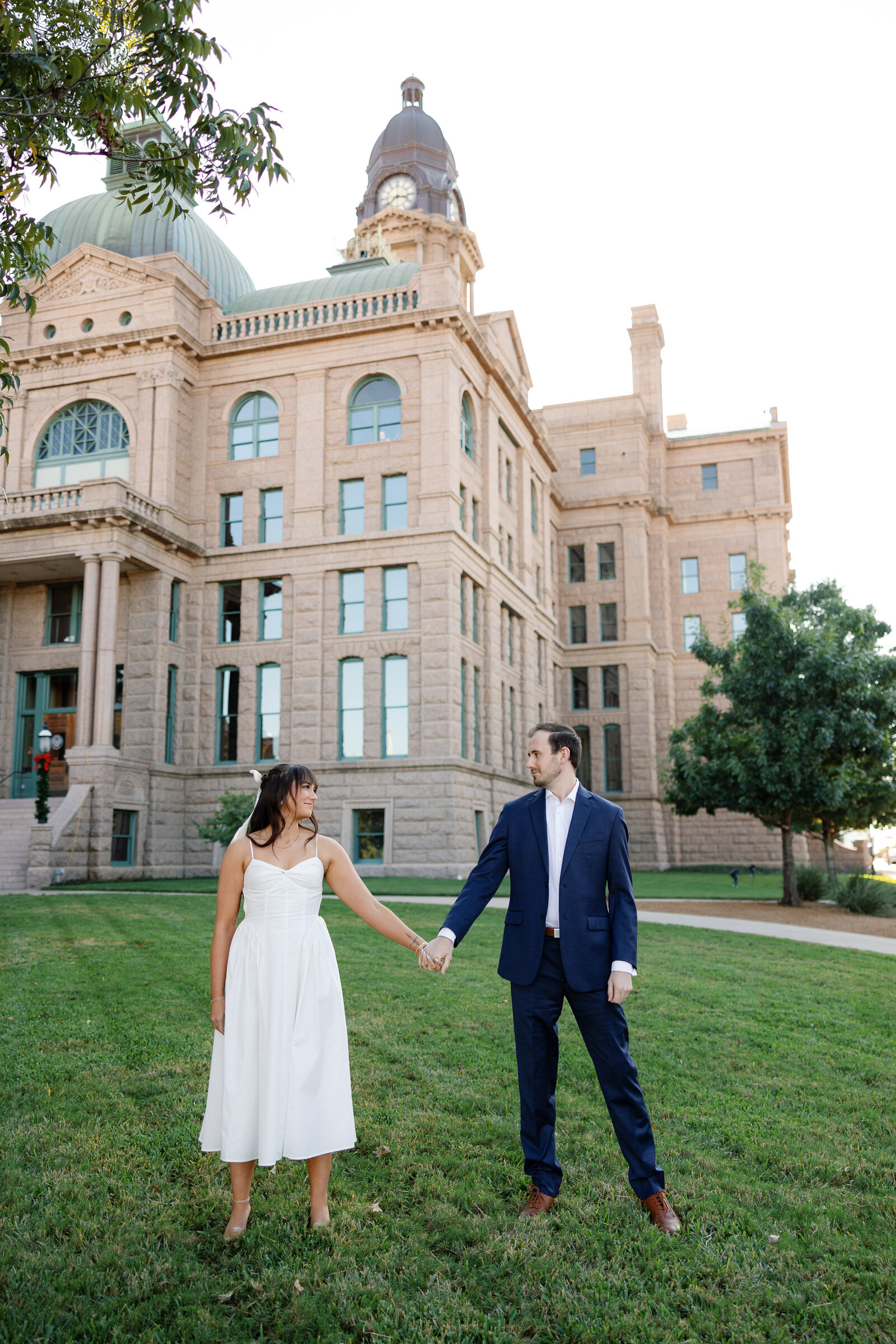 downtowndallasengagementphotos_stillsbytrinity-1