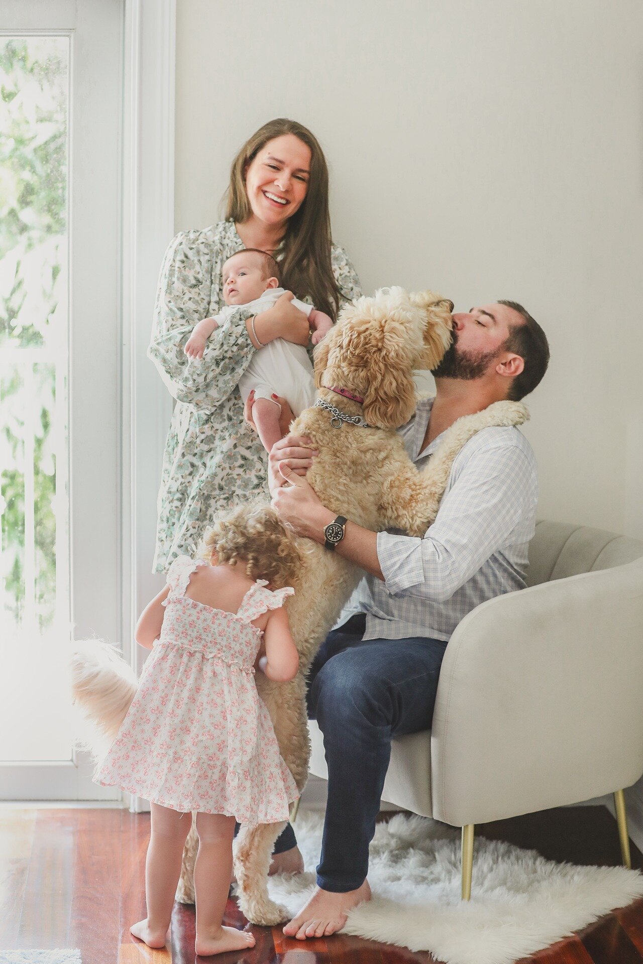 florida-family-dog-kisses