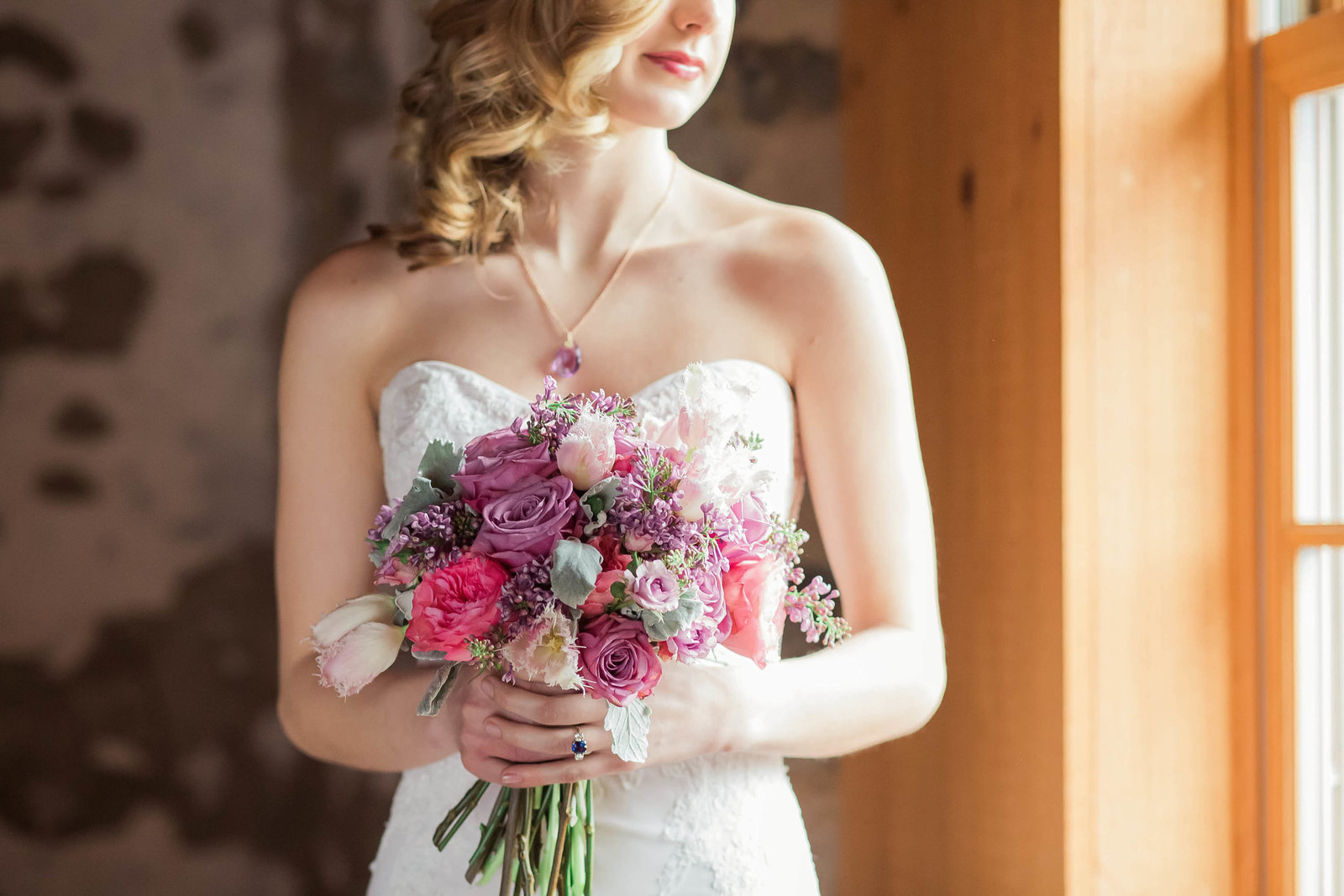 bouquet-nicolosa-gown-sweetwater-farm-winery-philadelphia-fashion-delaware-main-line-today-magazine-bridal-editorial-photography-kate-timbers219