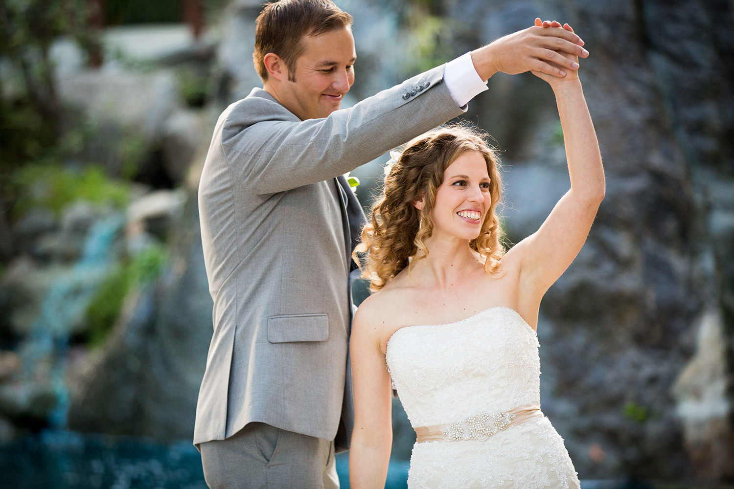 couple dancing