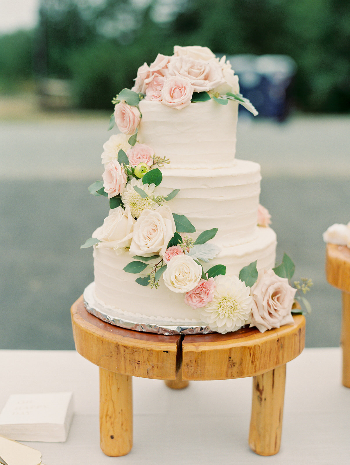 bo-hill-backyard-weddingbrit-chad-700