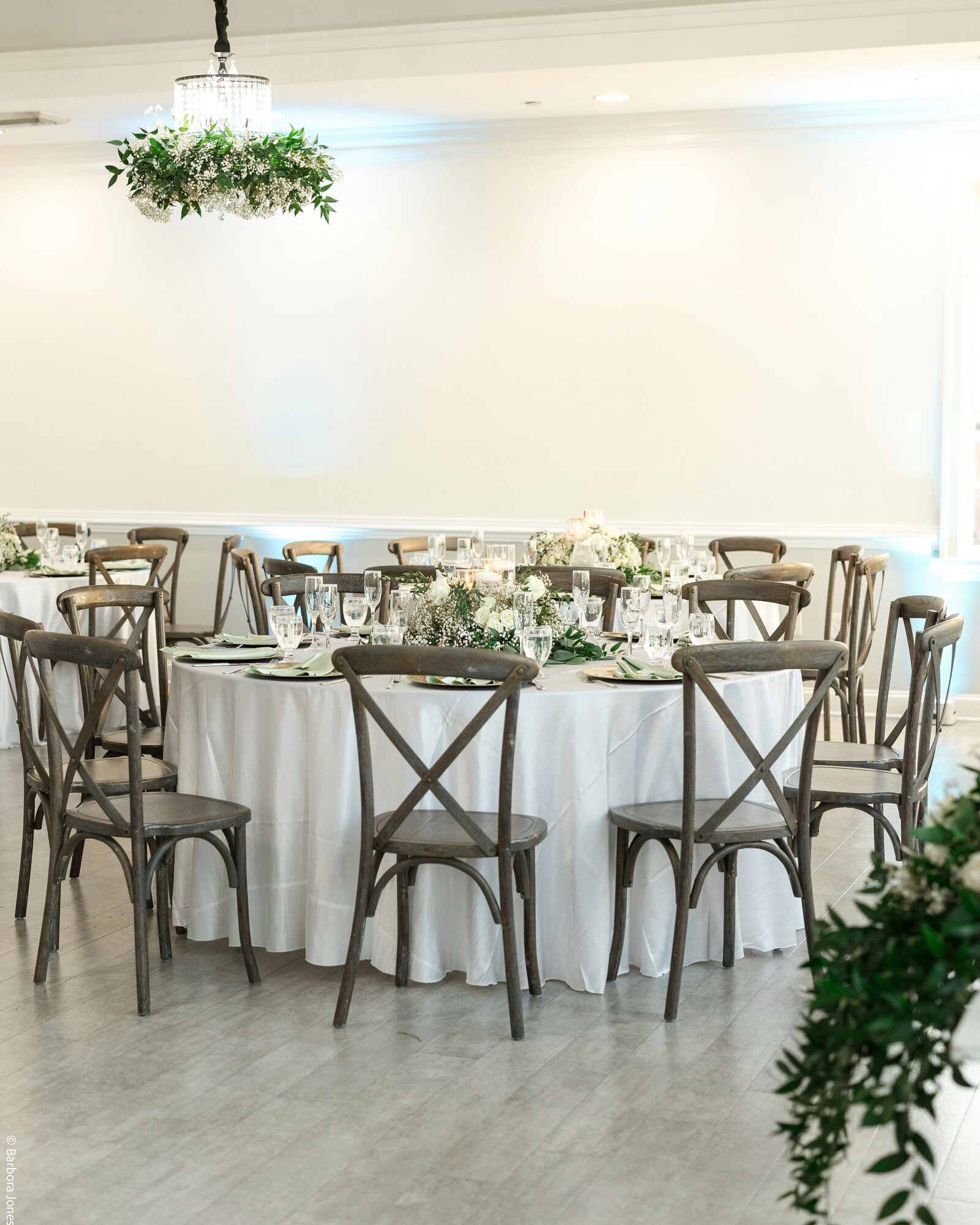 fMBPacMLJ8mca7JPj_pmEqnBsagm-nmcqrmfehh-the-ospreys-at-belmont-bay-wedding-first-look-1099