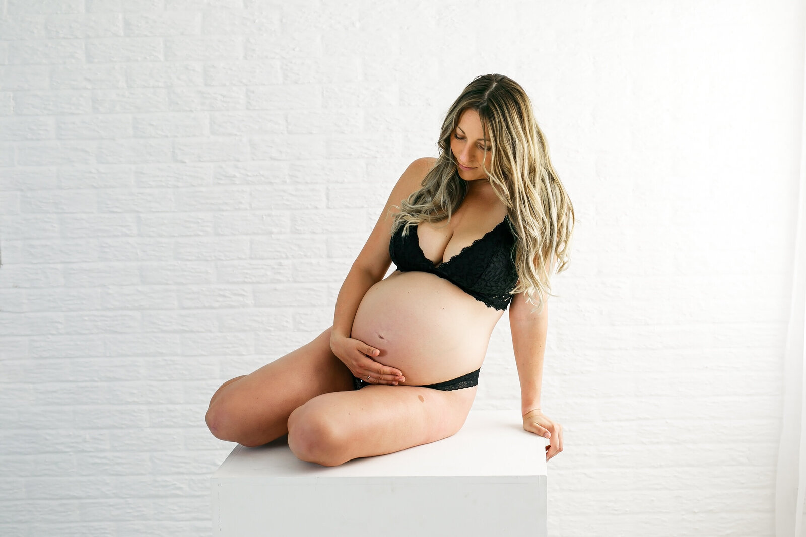 Maternity session_UBS Ottawa maternity photographer-18
