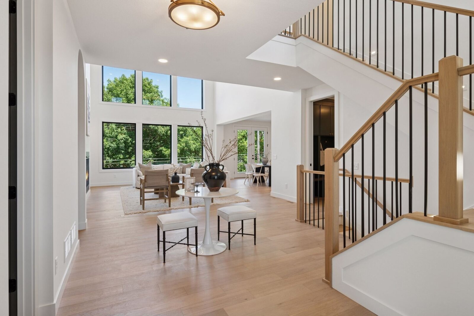 4404 West 58th Street - Custom Staircase & Foyer