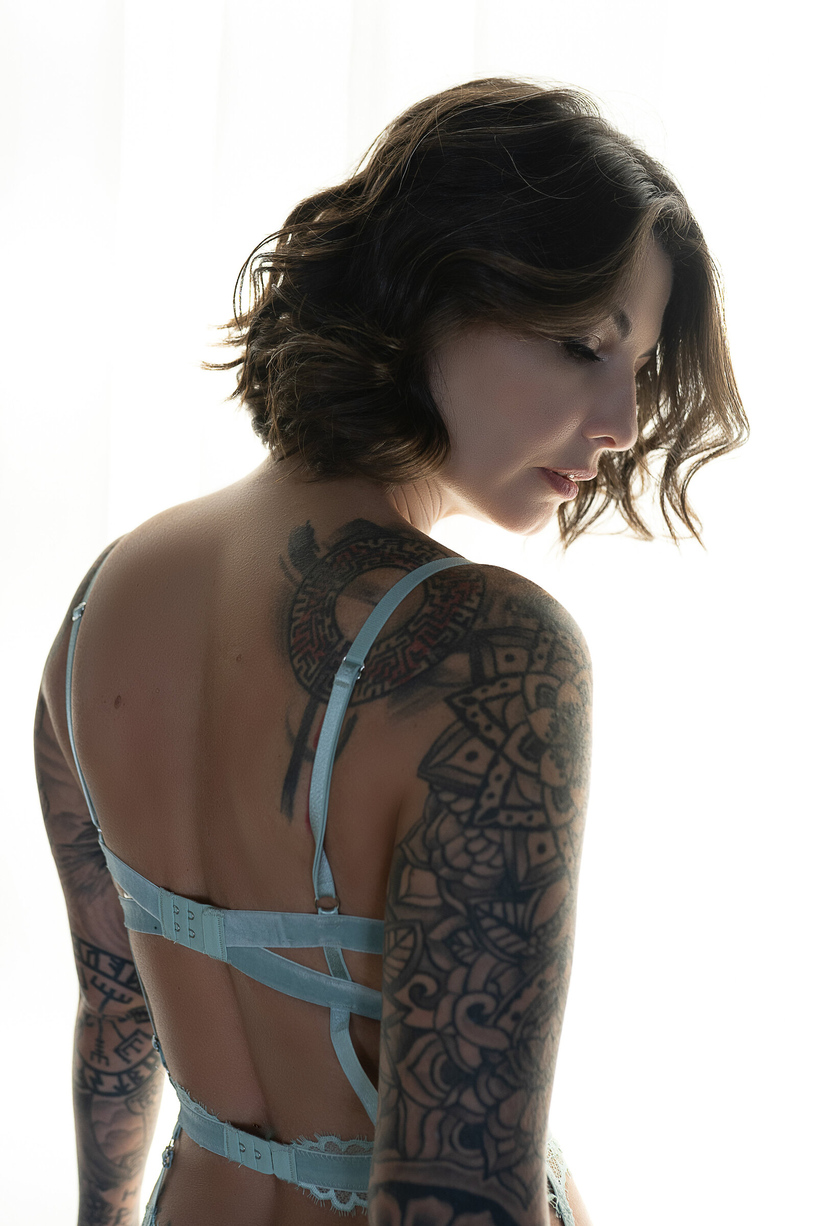 confident-woman-boudoir-photography-tampa