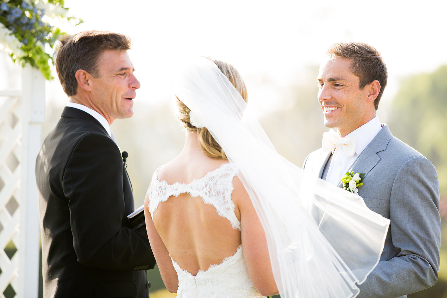 couple saying their vows