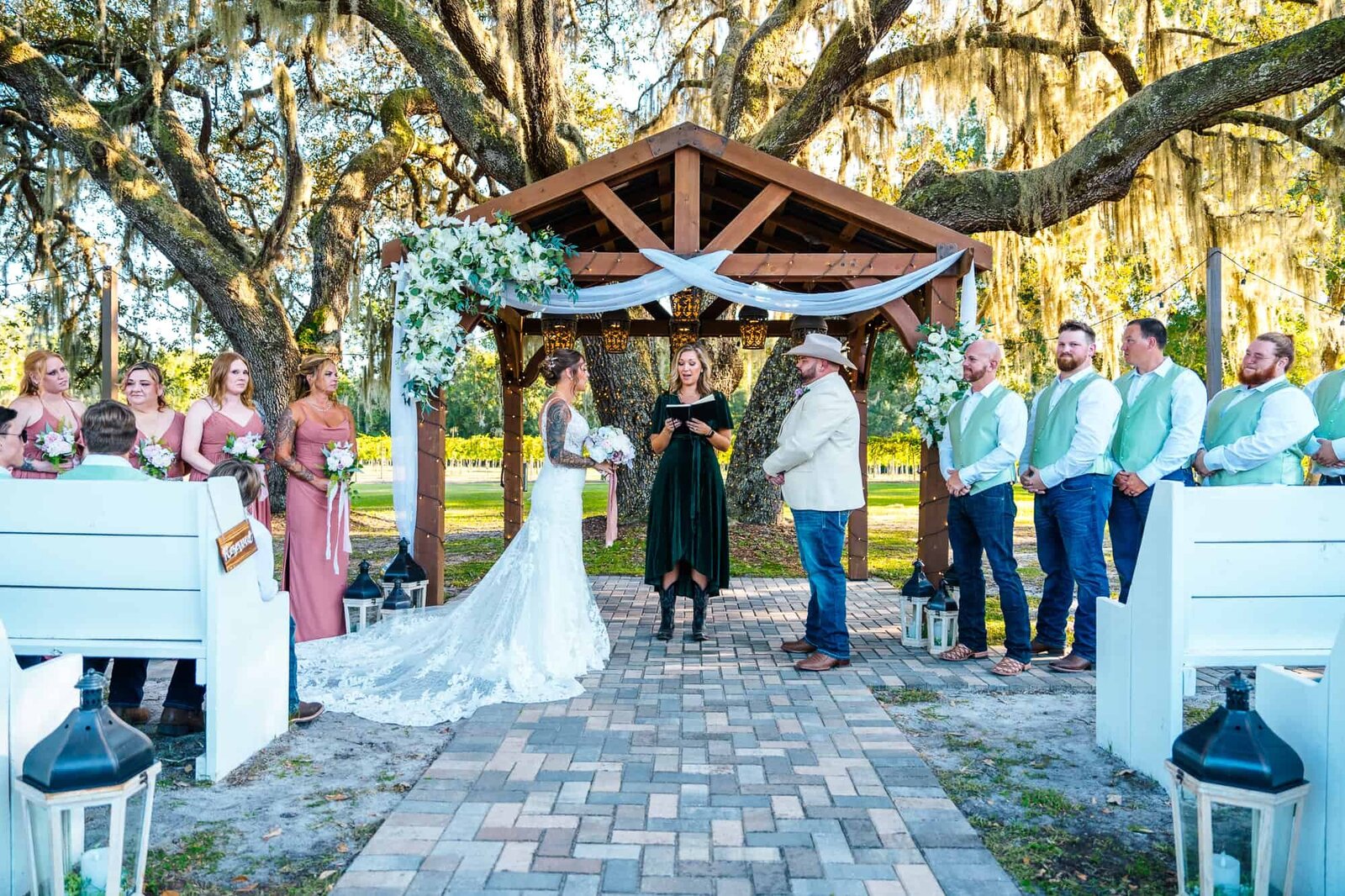 ever-after-farms-wedding-venue-lakeland-wedding-photographers