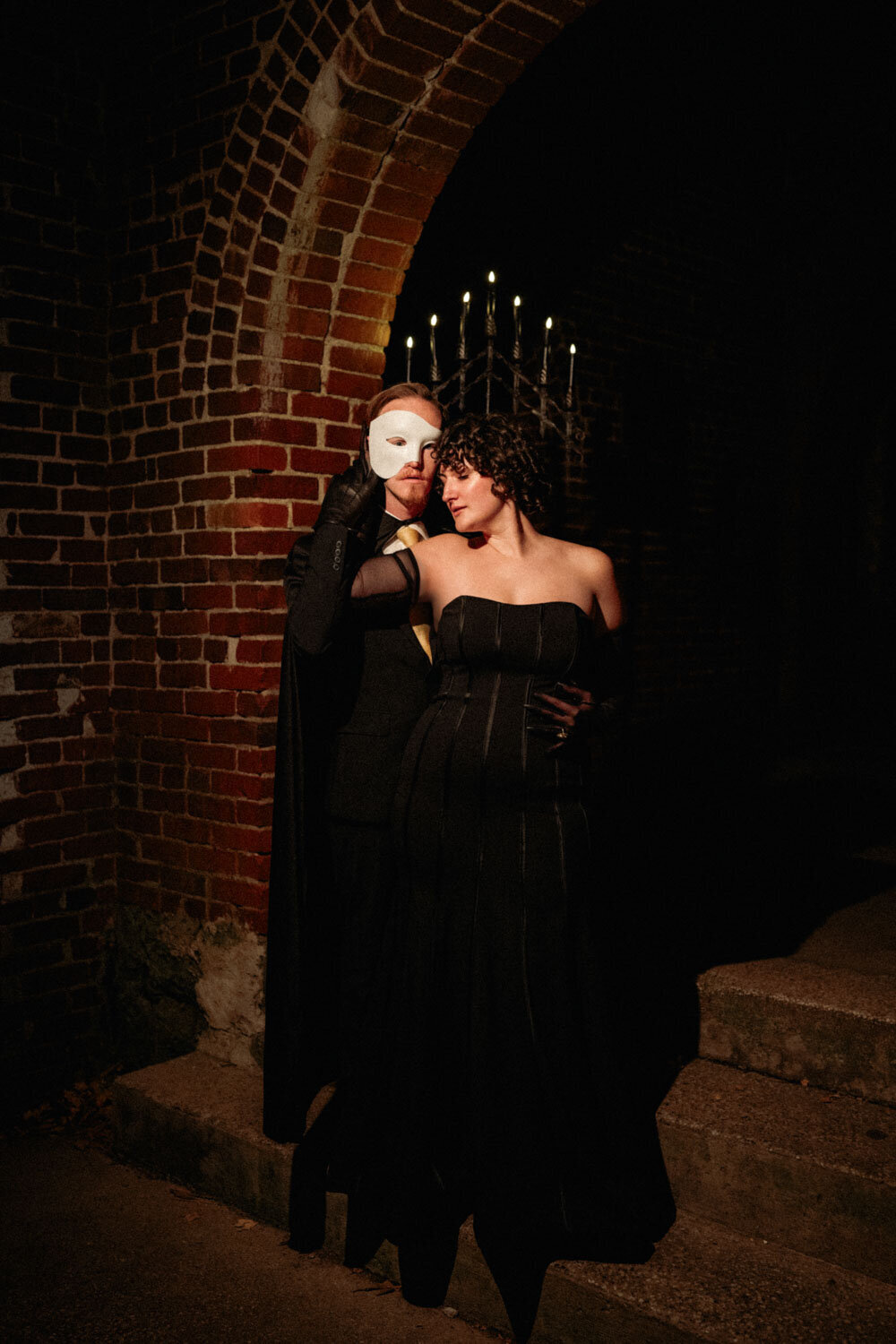 At Squires Castle, couple reenacts Phantom of the Opera scene