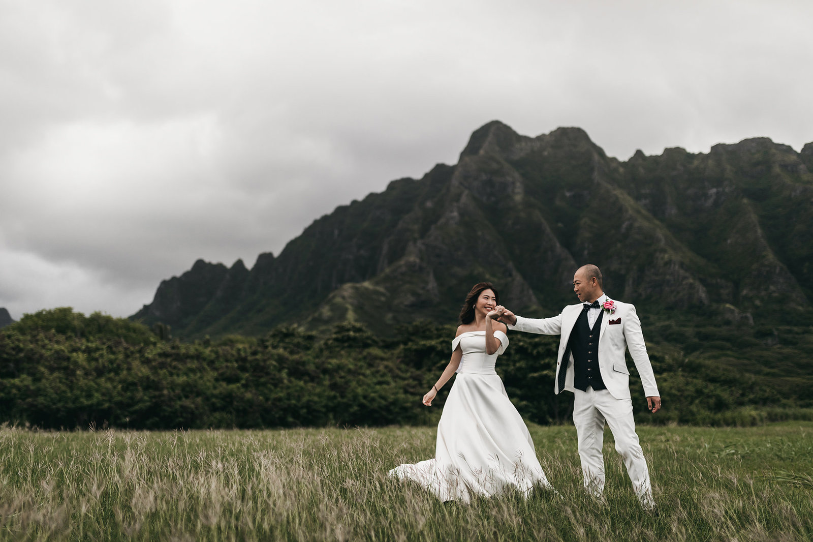 Hawaii Wedding Photographer - top - 11