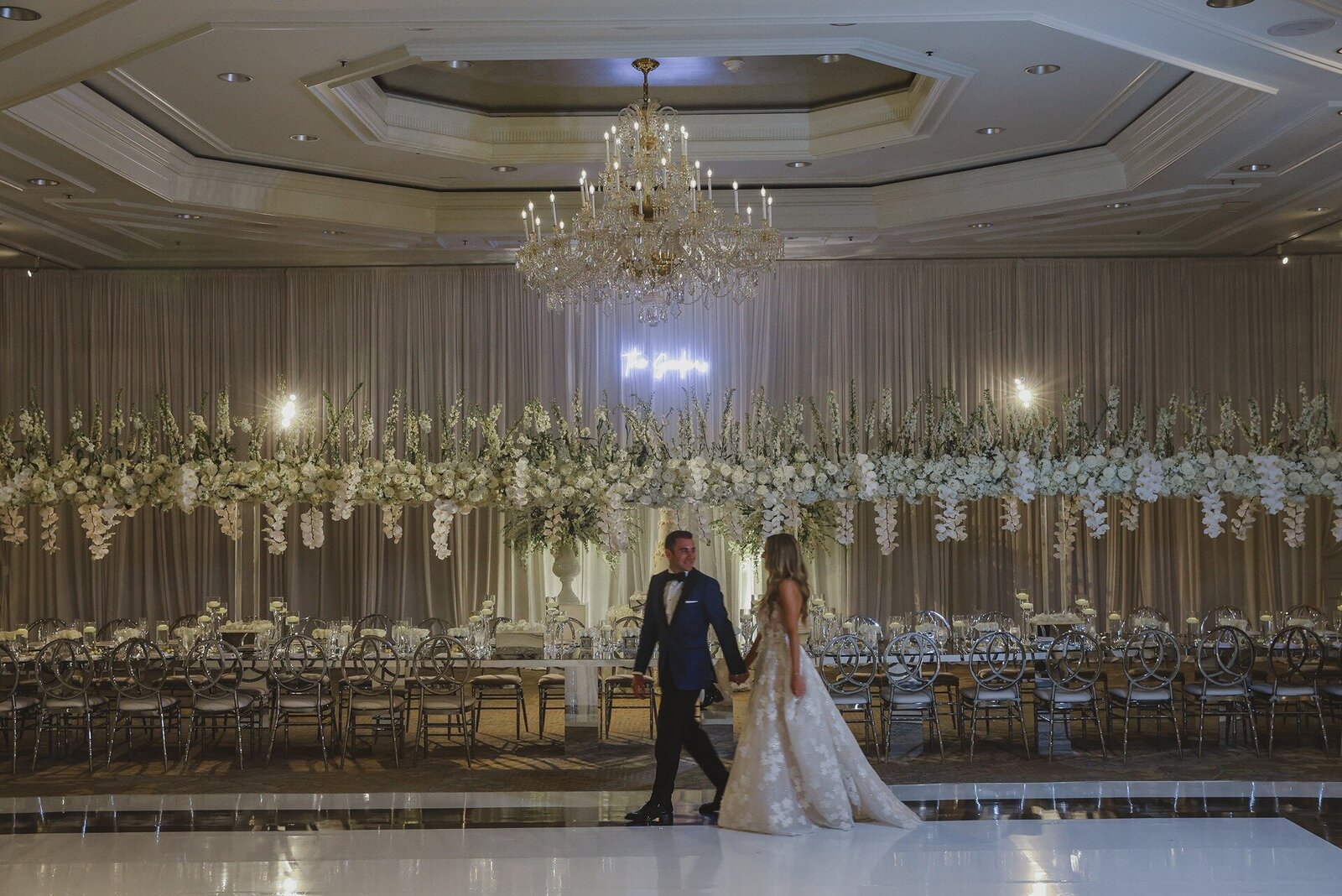 bride-groom-the-eau-reception-inside-2