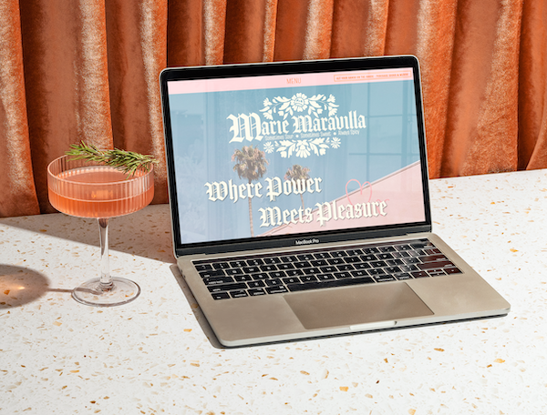 Marie Laptop Mockup