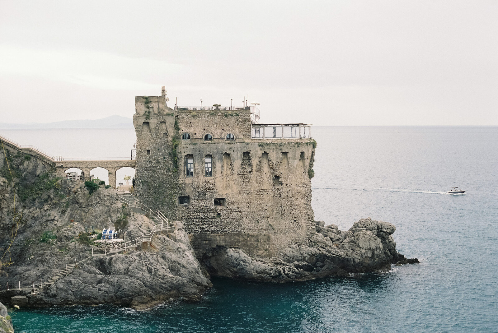 Amalfi-Coast-wedding-photographer-film12