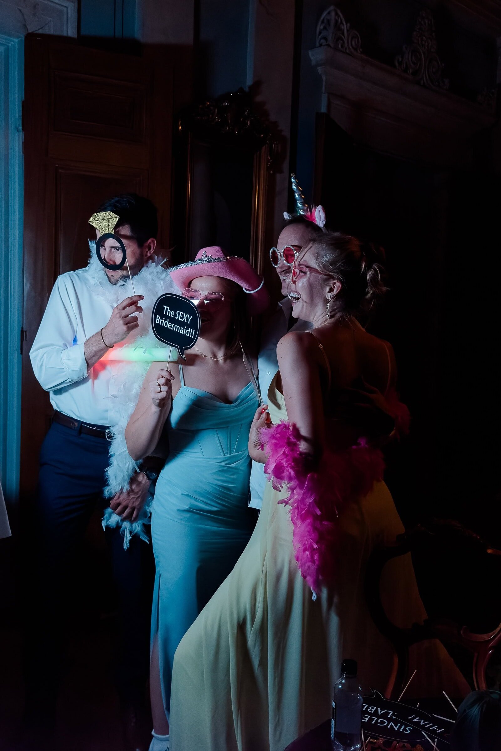 Destination Wedding Photographer Anna Lundgren in Stockholm Swedish American wedding at Ranas Slott in Roslagen Stockholm Sweden_027