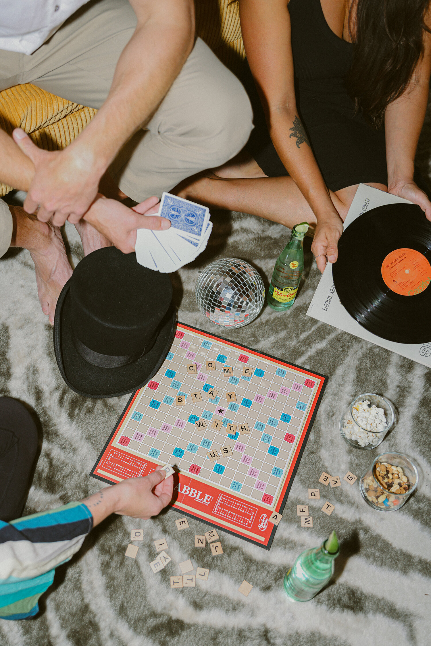 Lifestyle experience Airbnb photographer based in San Diego California and works with brands and short term rentals all over. Experience driven storytelling photography with people.