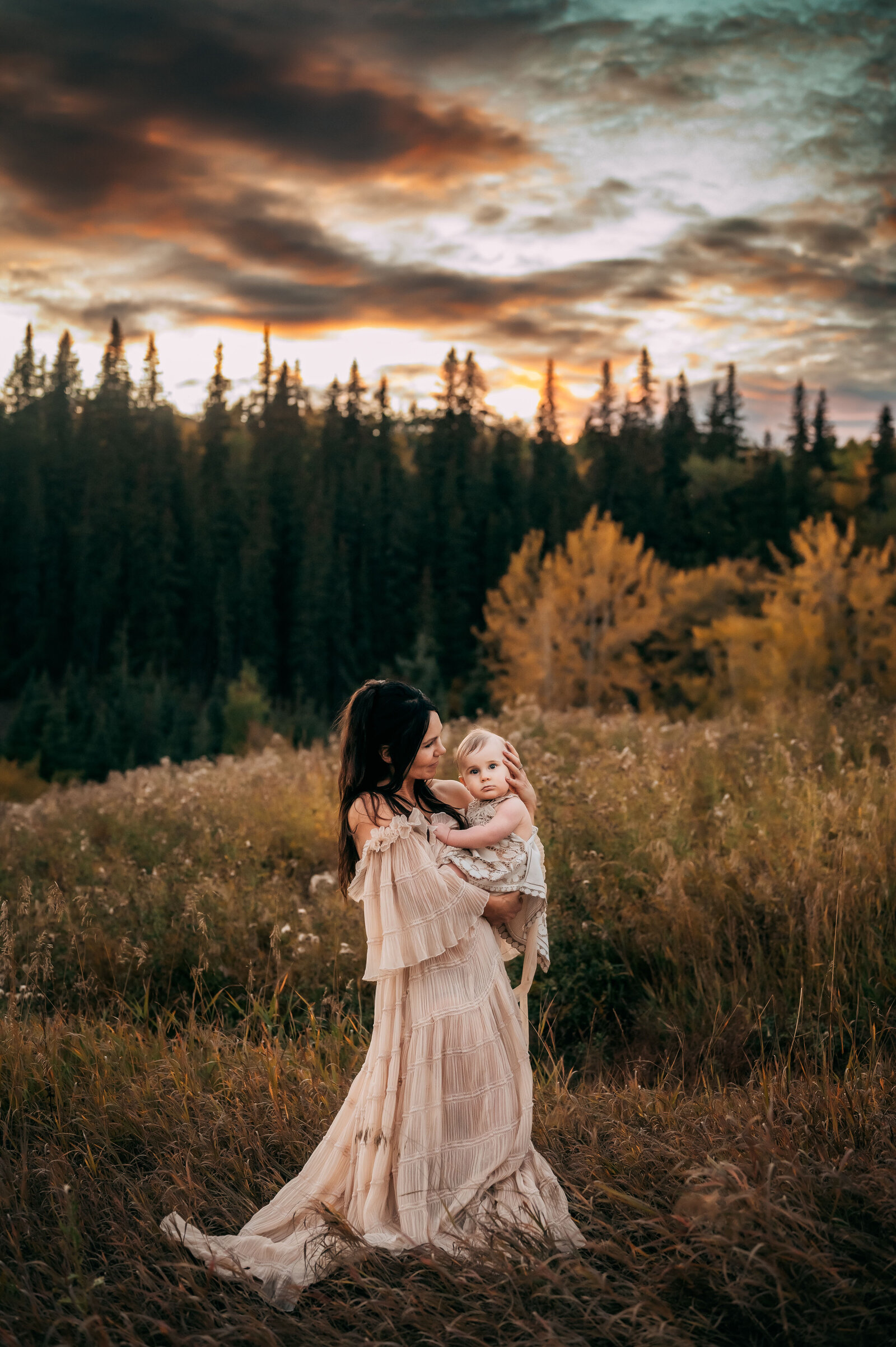 Edmonton Family and Motherhood Photographer 62