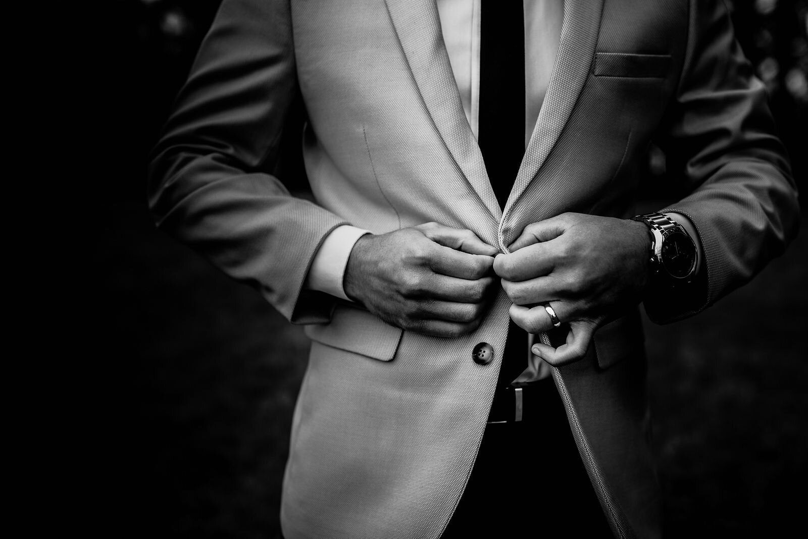 sydney-wedding-photographer-groom-preparation