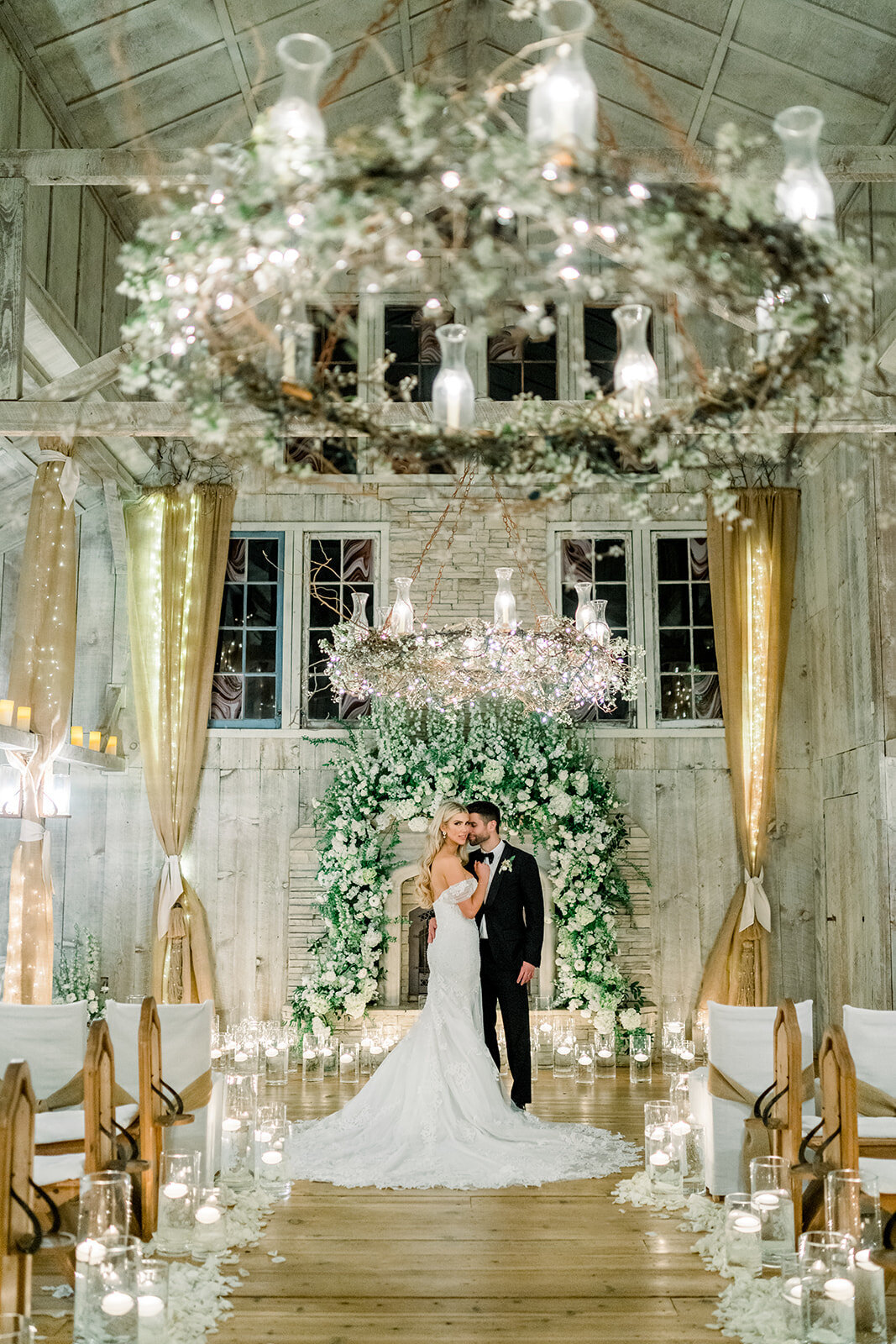 Romantic Wedding Moments at Union Hill, California