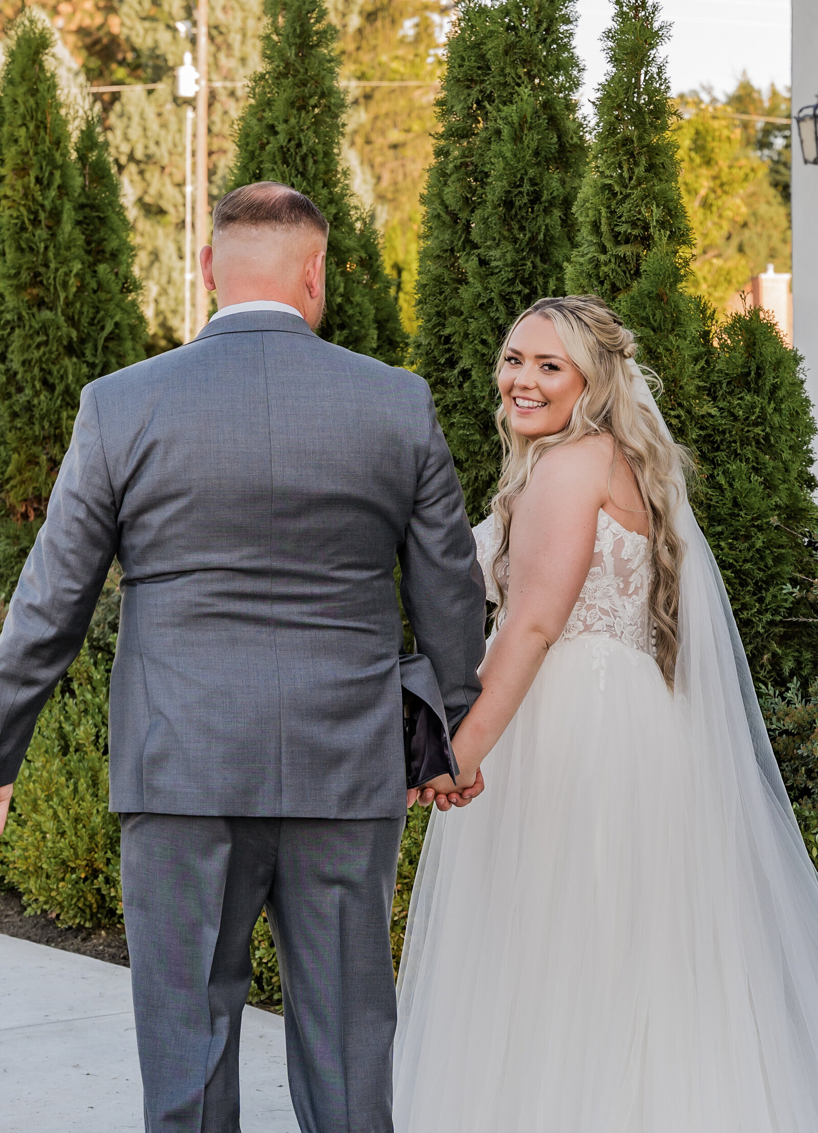 Wedding Photographer in Lincoln City, Oregon 