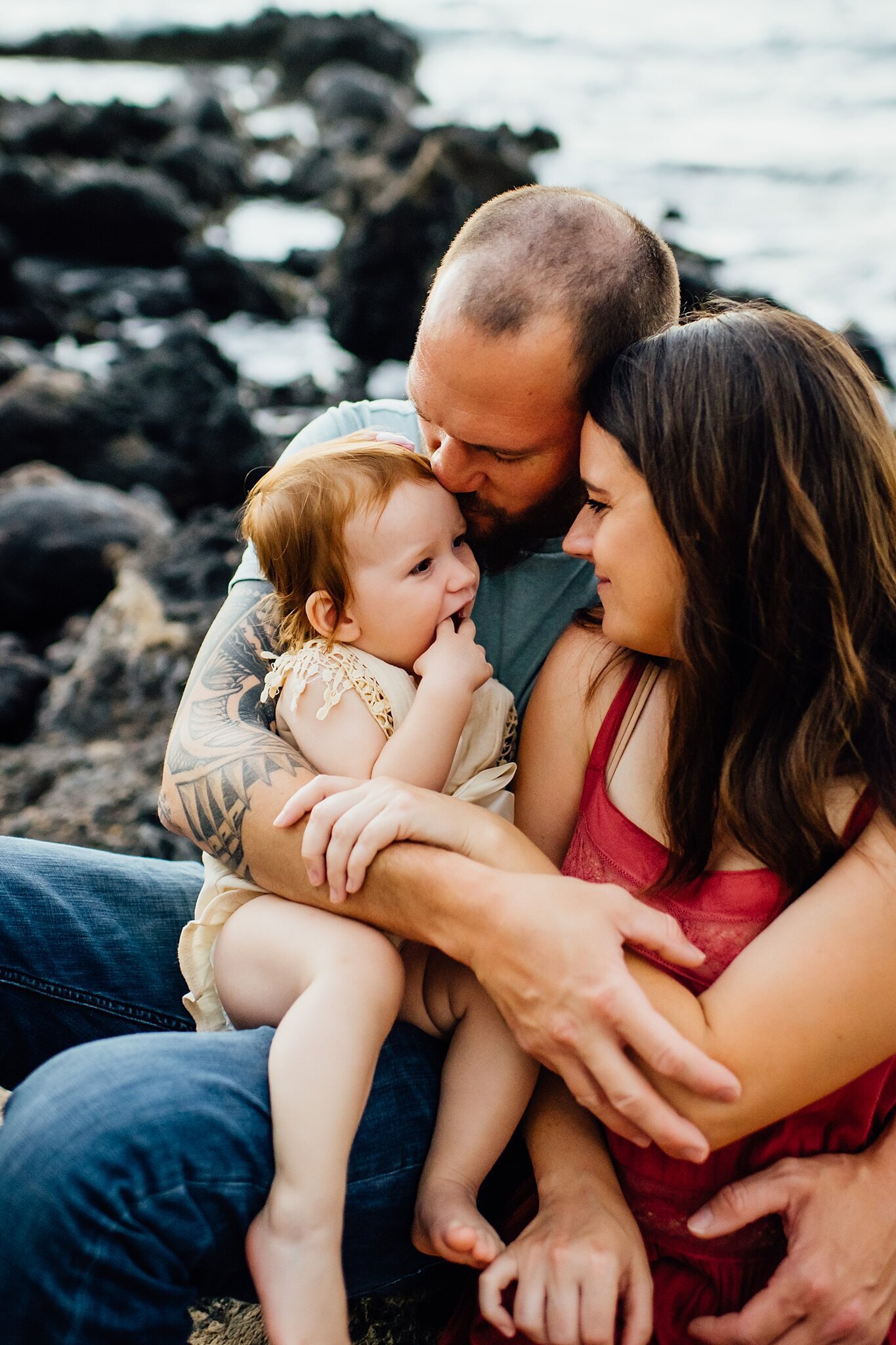 mom dad and baby girl