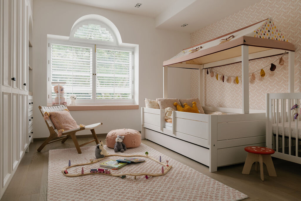 kids bedroom with lounge chair