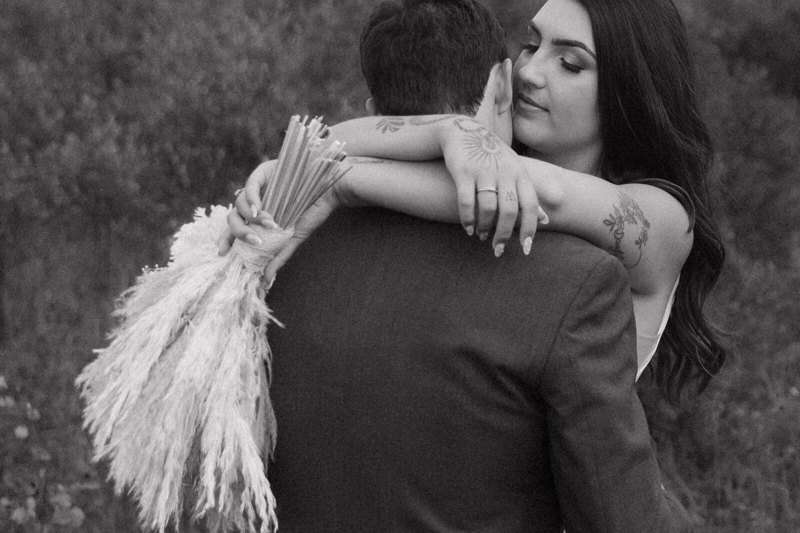 JB Photography - Backyard Wedding-28