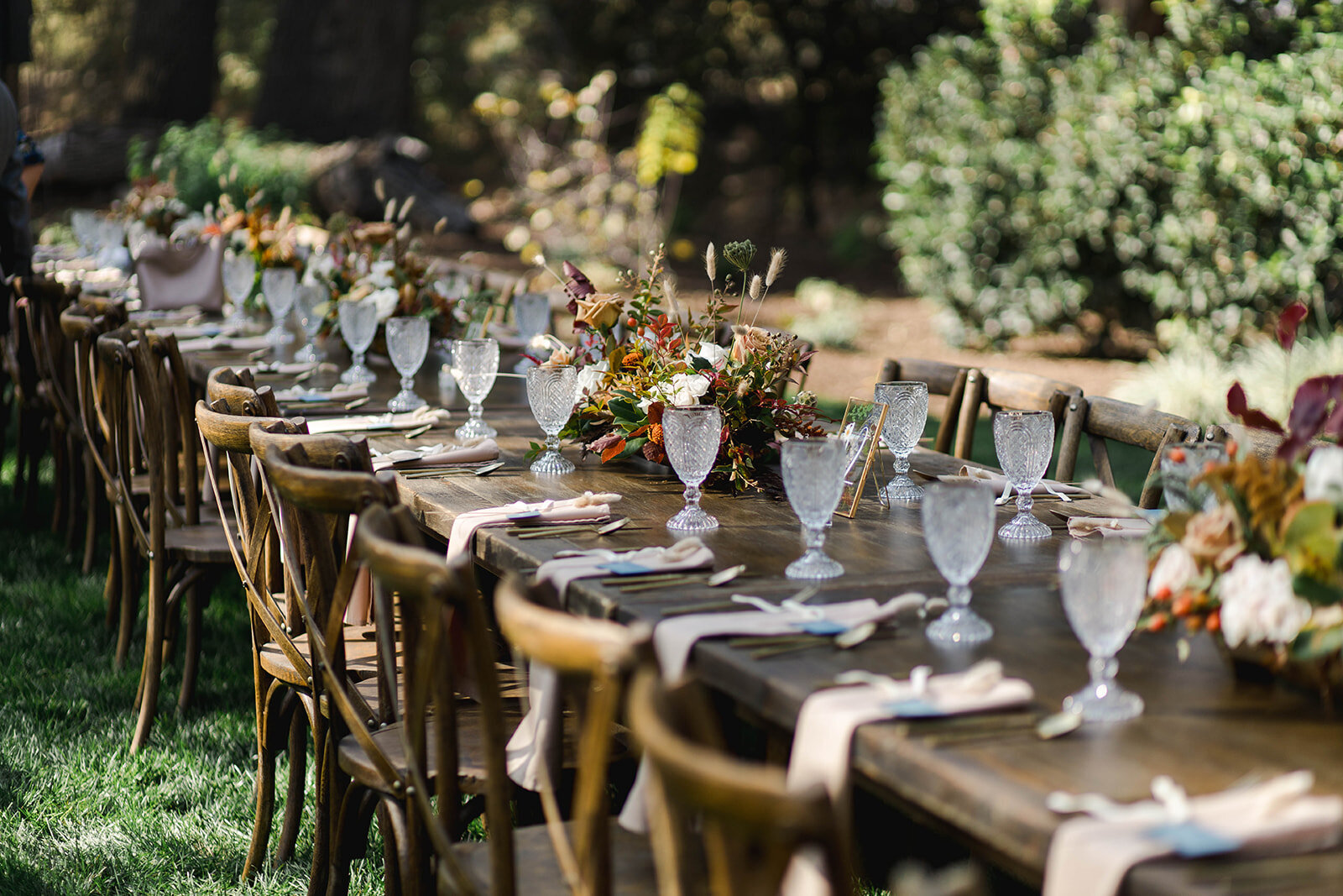 LOM Productions Outdoor Tablescape