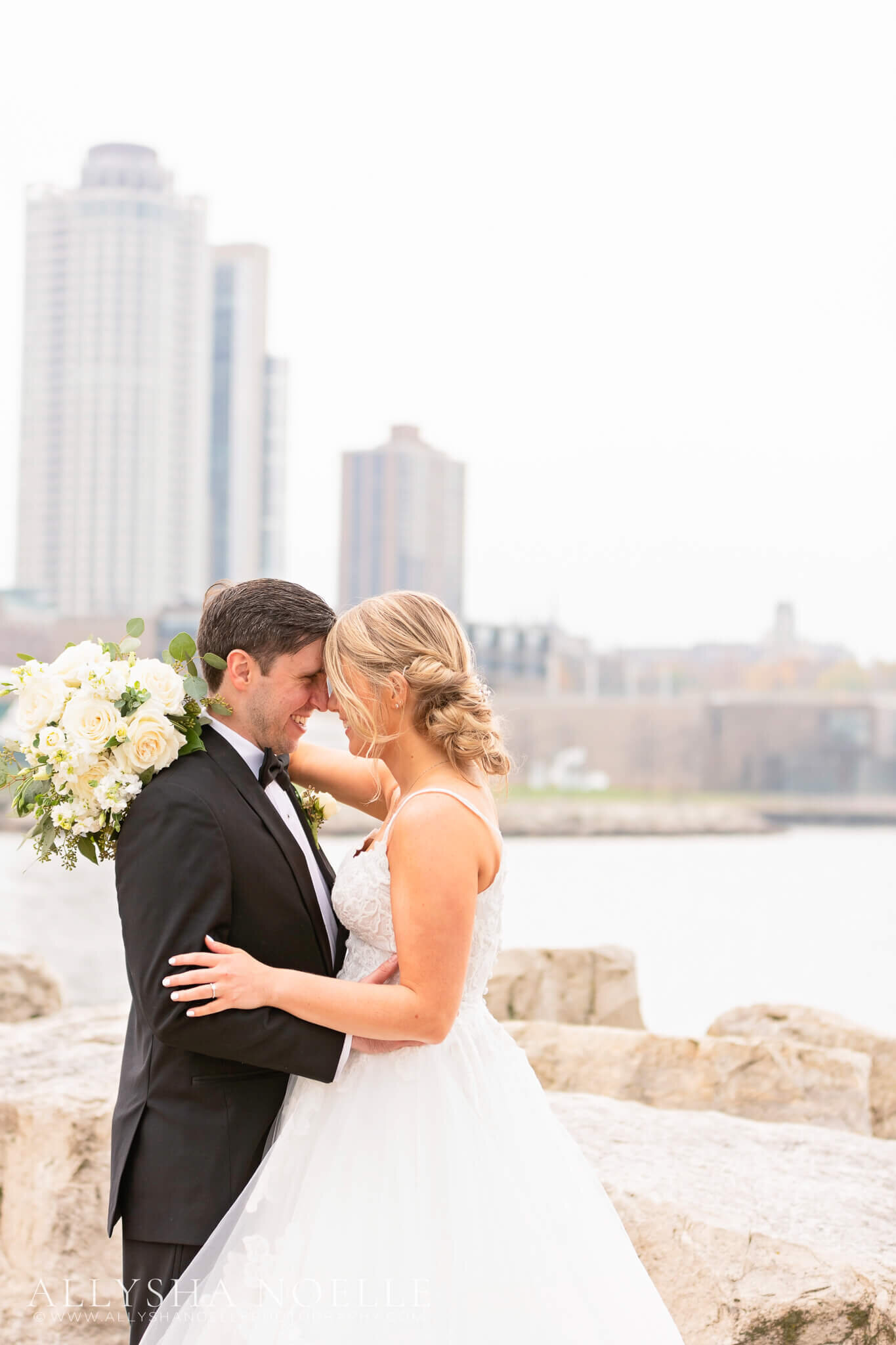Wedding-at-The-Factory-on-Barclay-in-Milwaukee-0382
