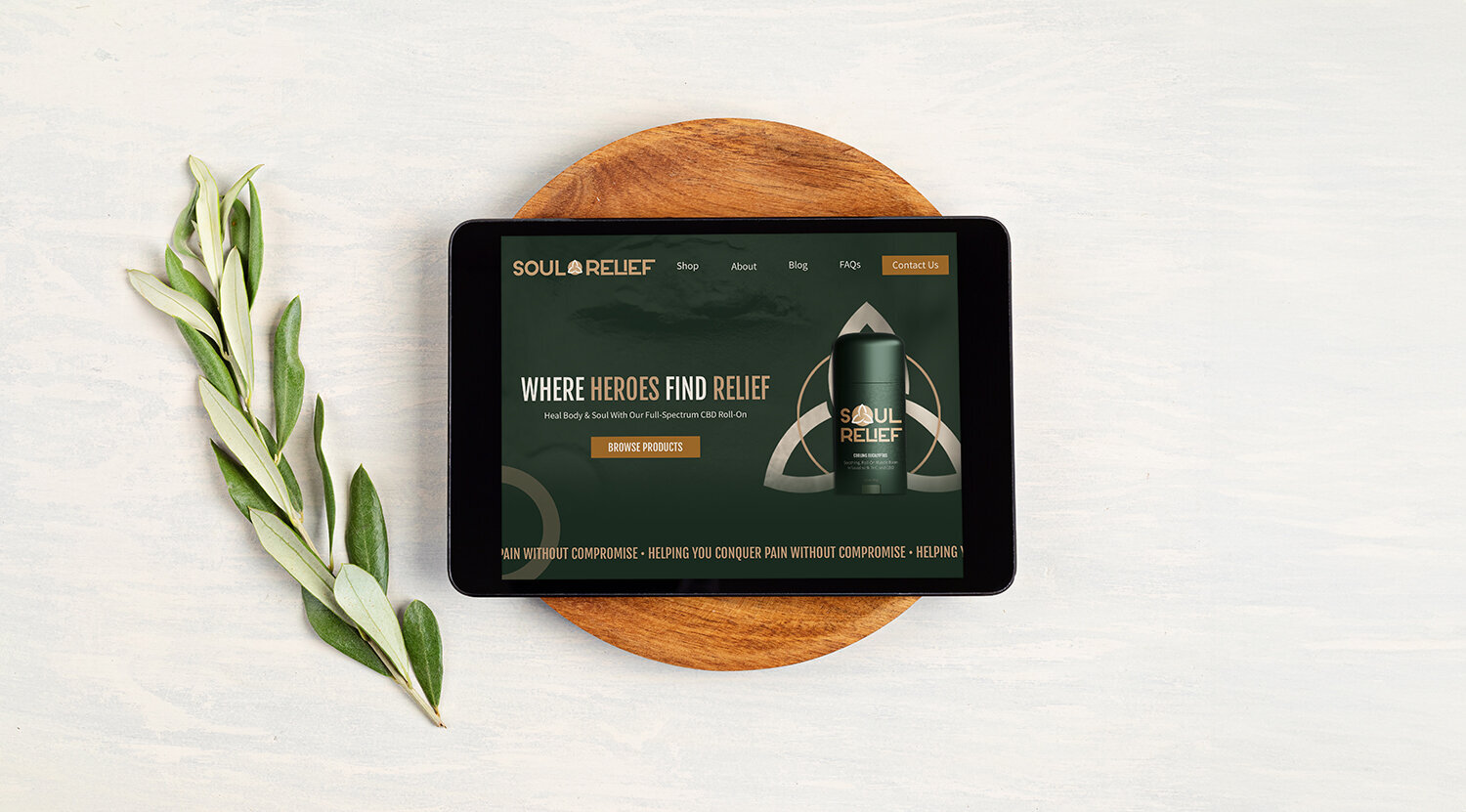 tablet-and-kitchenware-mock-up-online-recipe-appl-2023-11-27-05-34-49-utc