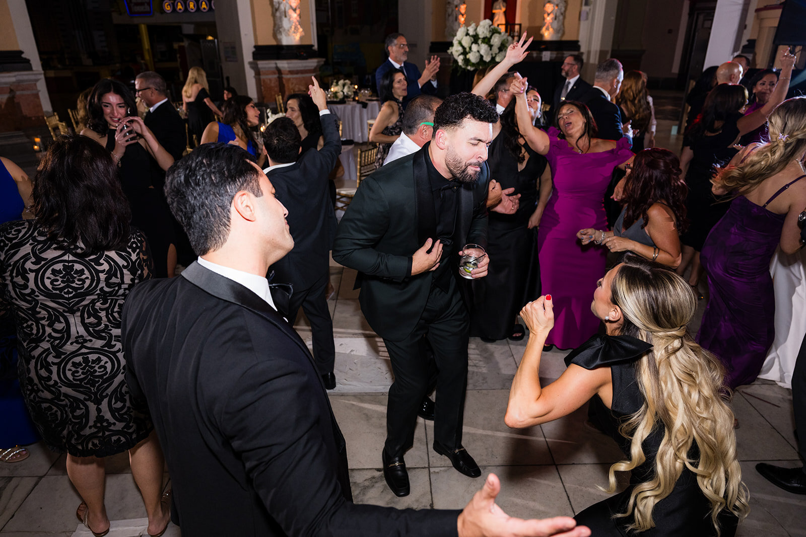 PleaseTouchMuseumPhiladelphiaWedding-181