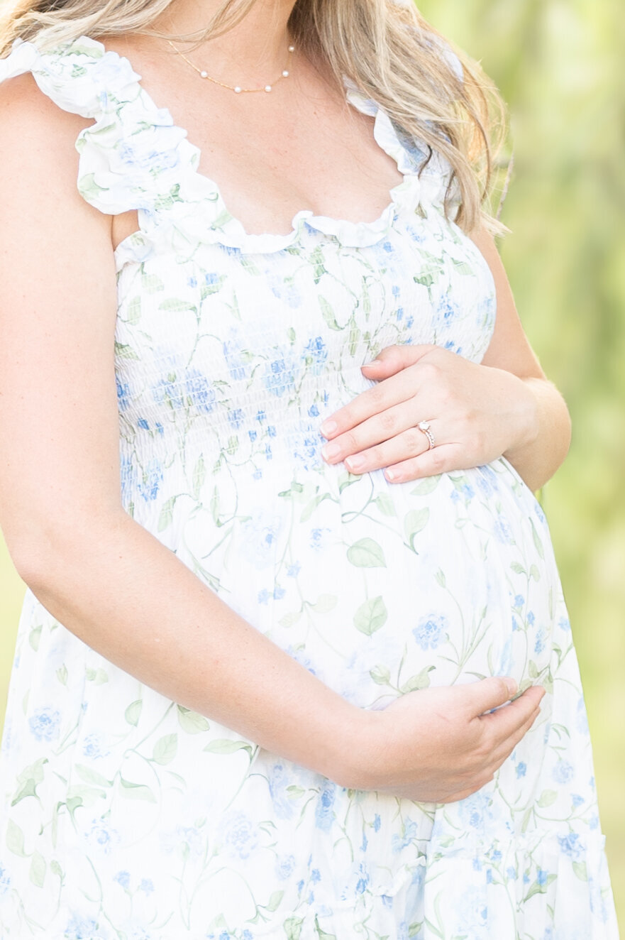 Baby bump by apex newborn photographer