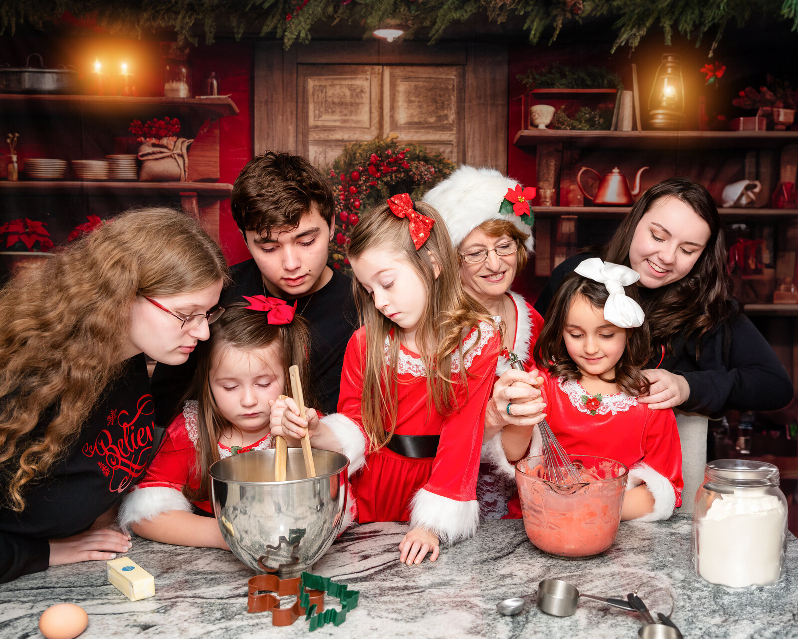 Nana-and-Poppy-Claus-Ashlie-Steinau-Photography-10