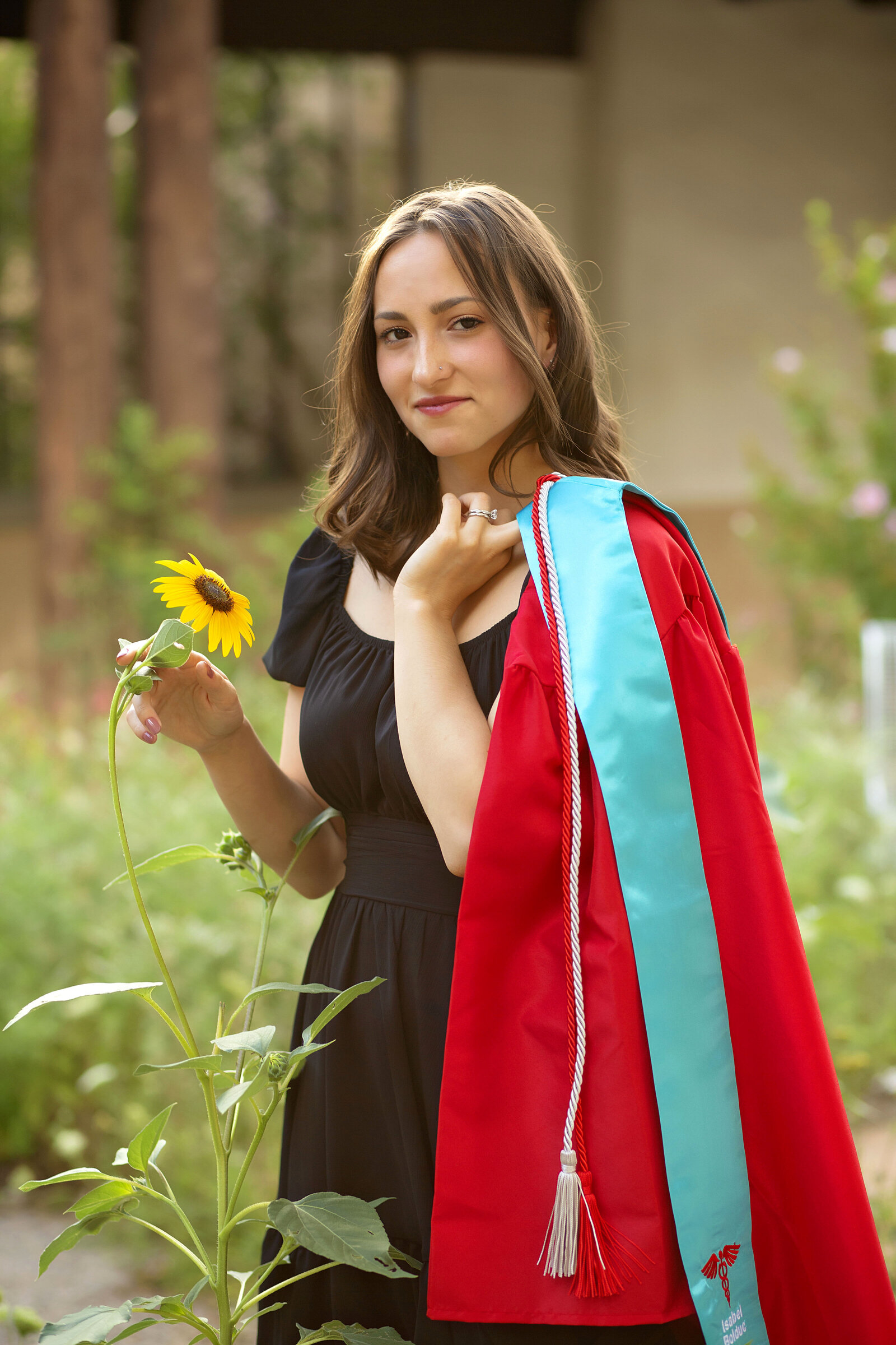 nursing-grad-sunflower-session