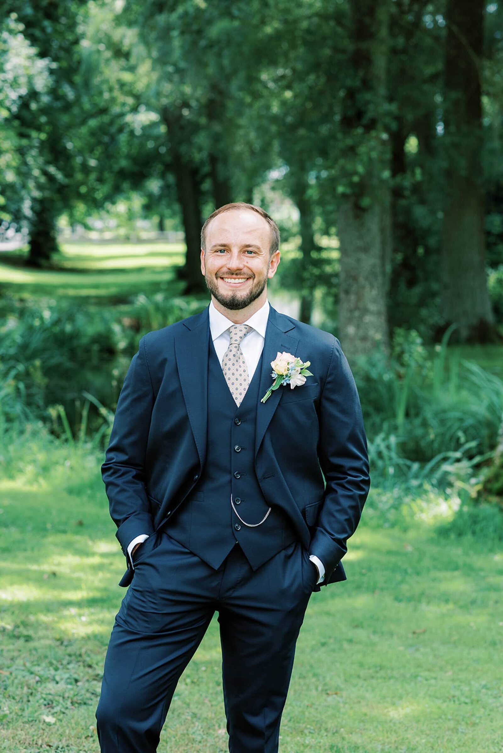 Destination Wedding Photographer in Stockholm Anna Lundgren Wedding at Ranas Slott _21