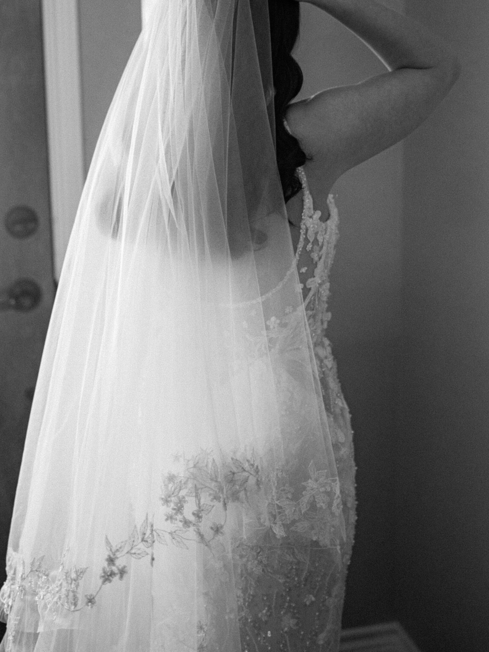 Holly-Lake-Wedding-Jen-Symes-10
