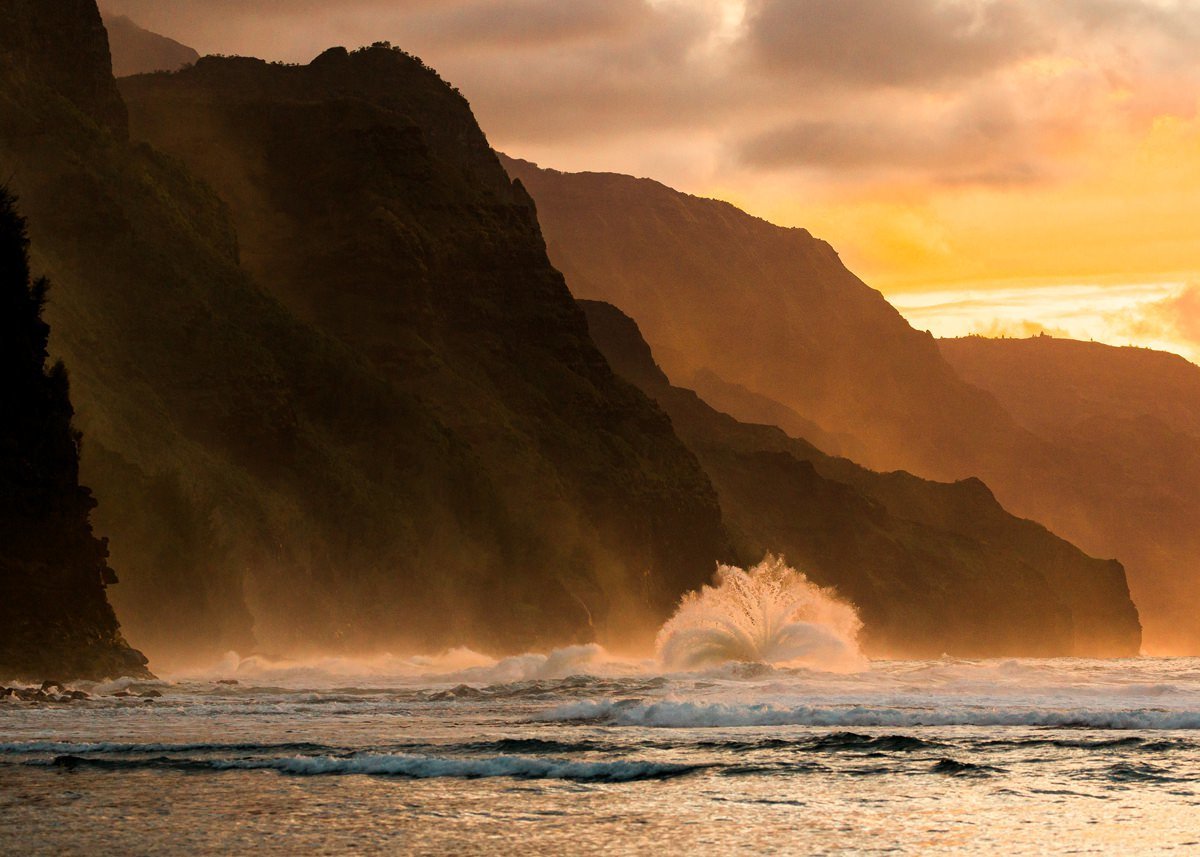 sunset-beach-wedding-hawaii-kauai-photographer