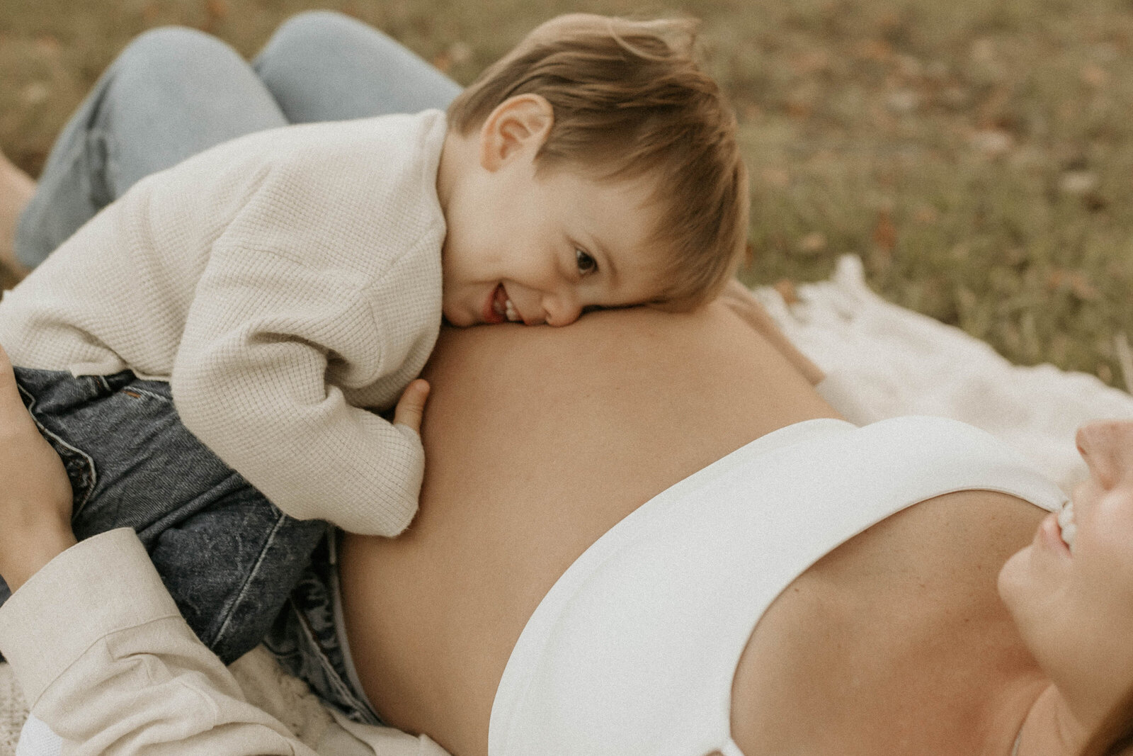 portfolio maternity cover photo