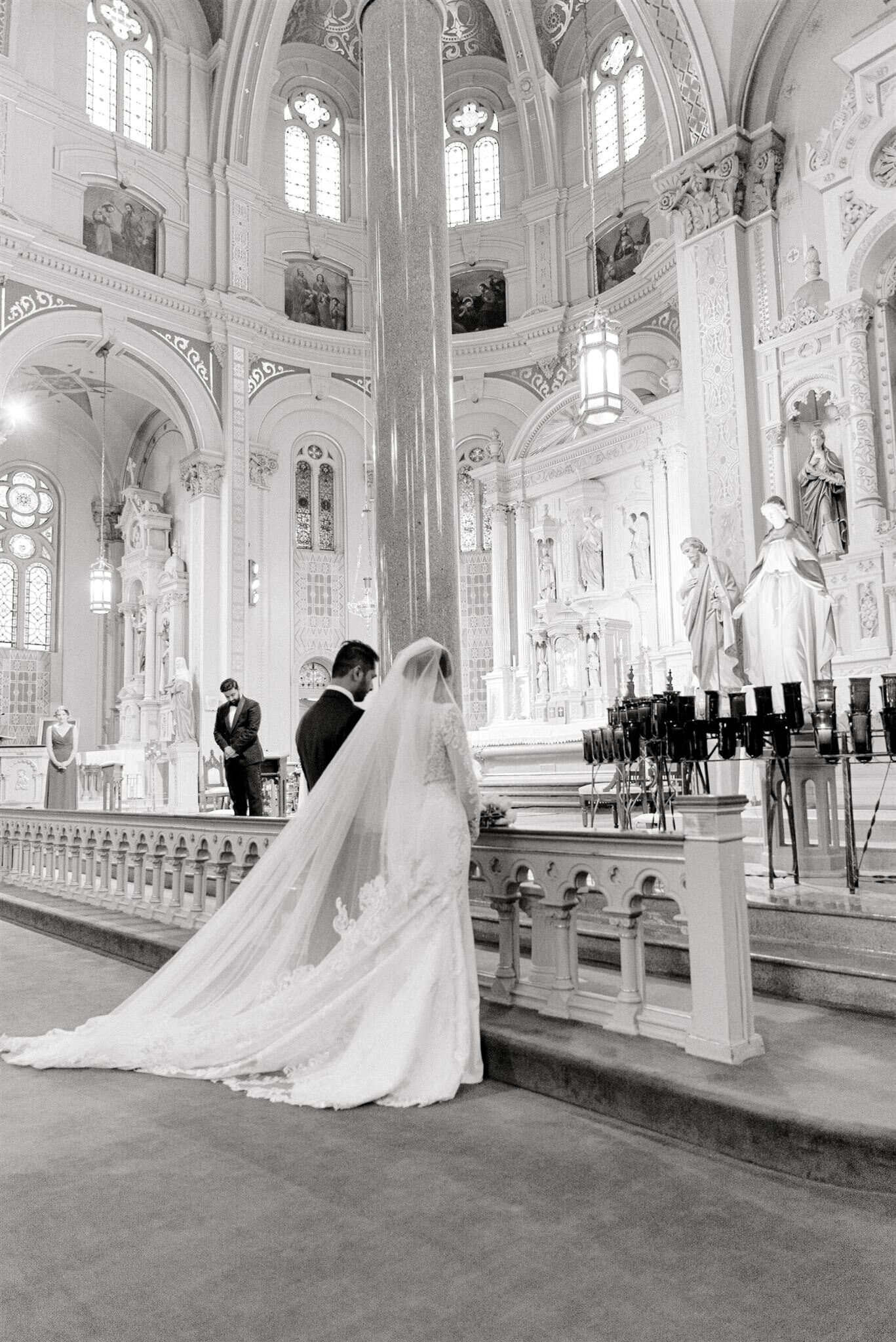 Michigan-wedding-photographer_CatholicCeremony_Saint-mary-cathedral-0329-Copy1_websize