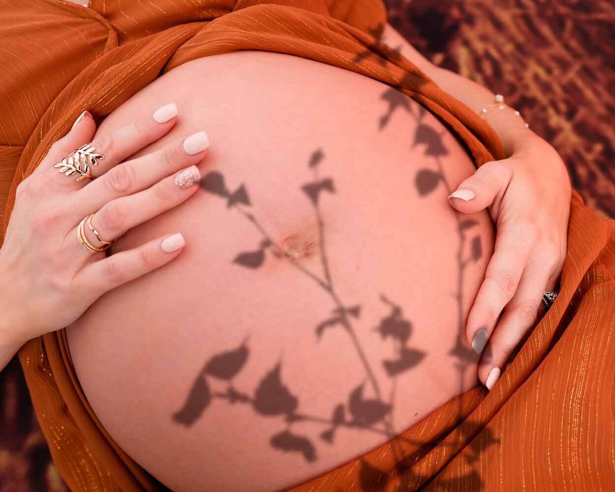 NJ_Maternity_Photographer_Wheat_Field_Belly_Closeup