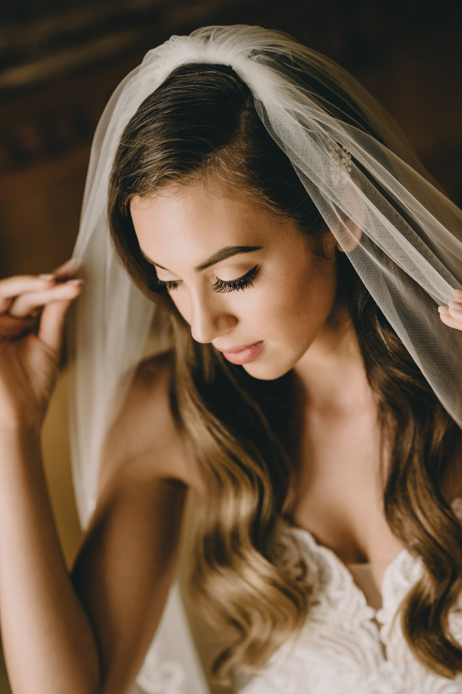 02-getting ready bride-285
