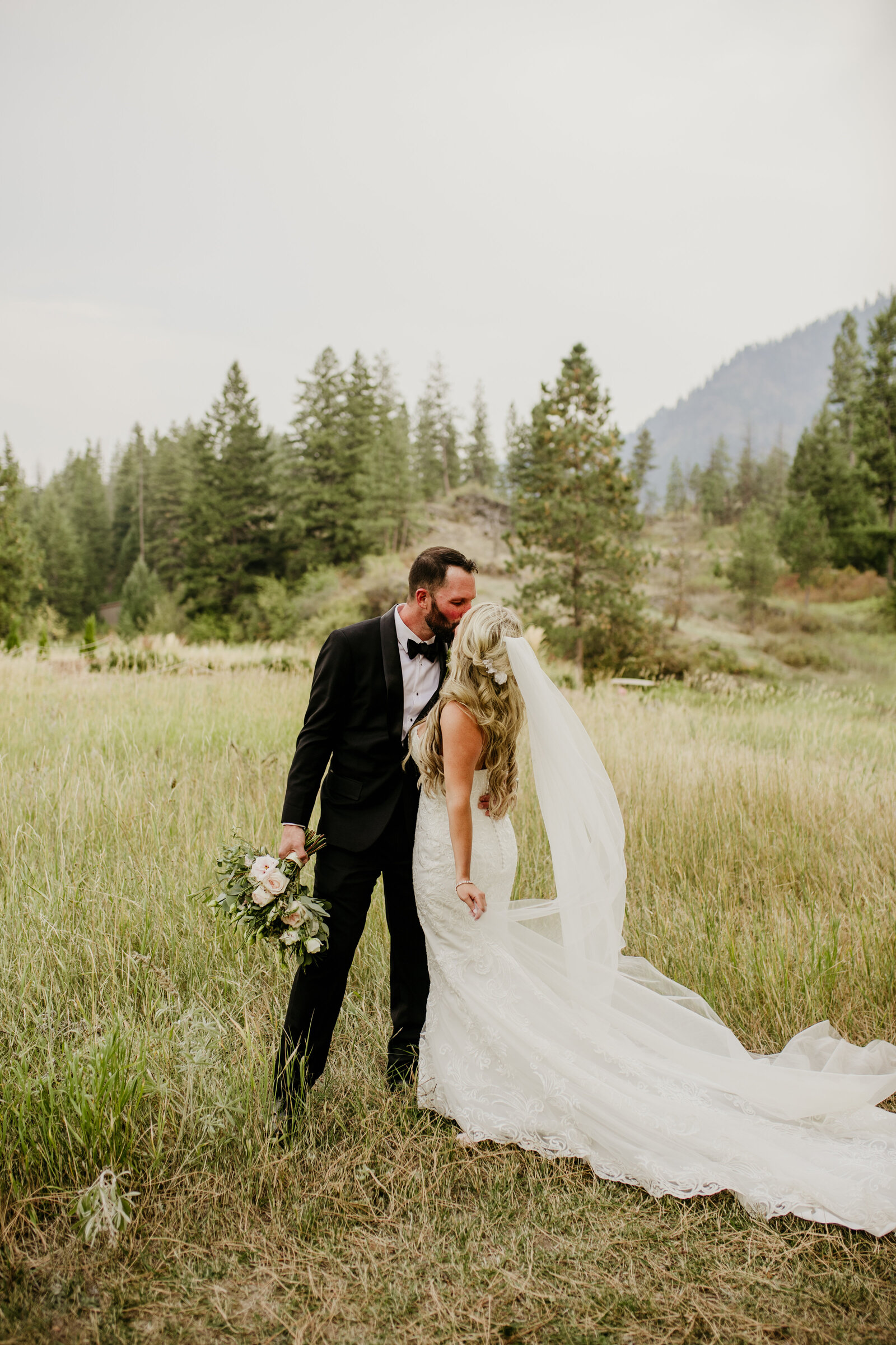 White Raven Wedding_Montana Wedding Photographer_Brittany & Michael_September 17, 2021-2163