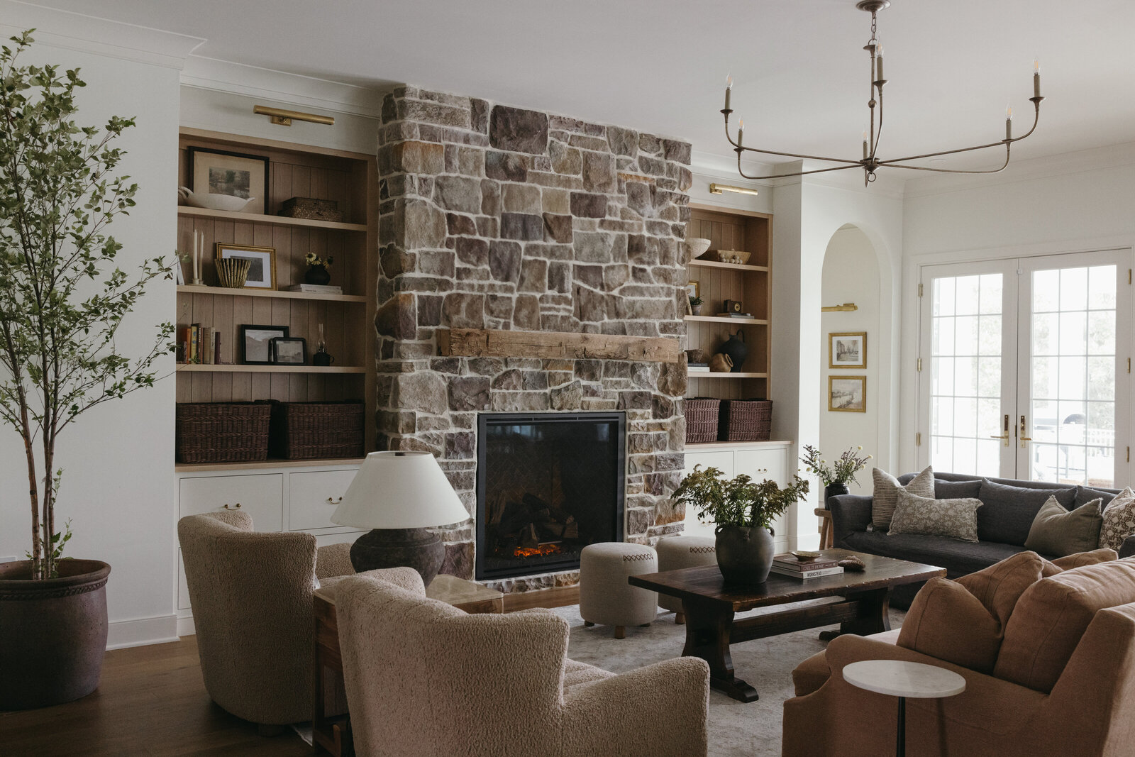 Interior Design Website Designer - Best Web Designer for Interior Designers - Showit Website Templates for Interior Designers - Flodesk Newsletter Templates - Canva Instagram Templates - Coastal Template Co