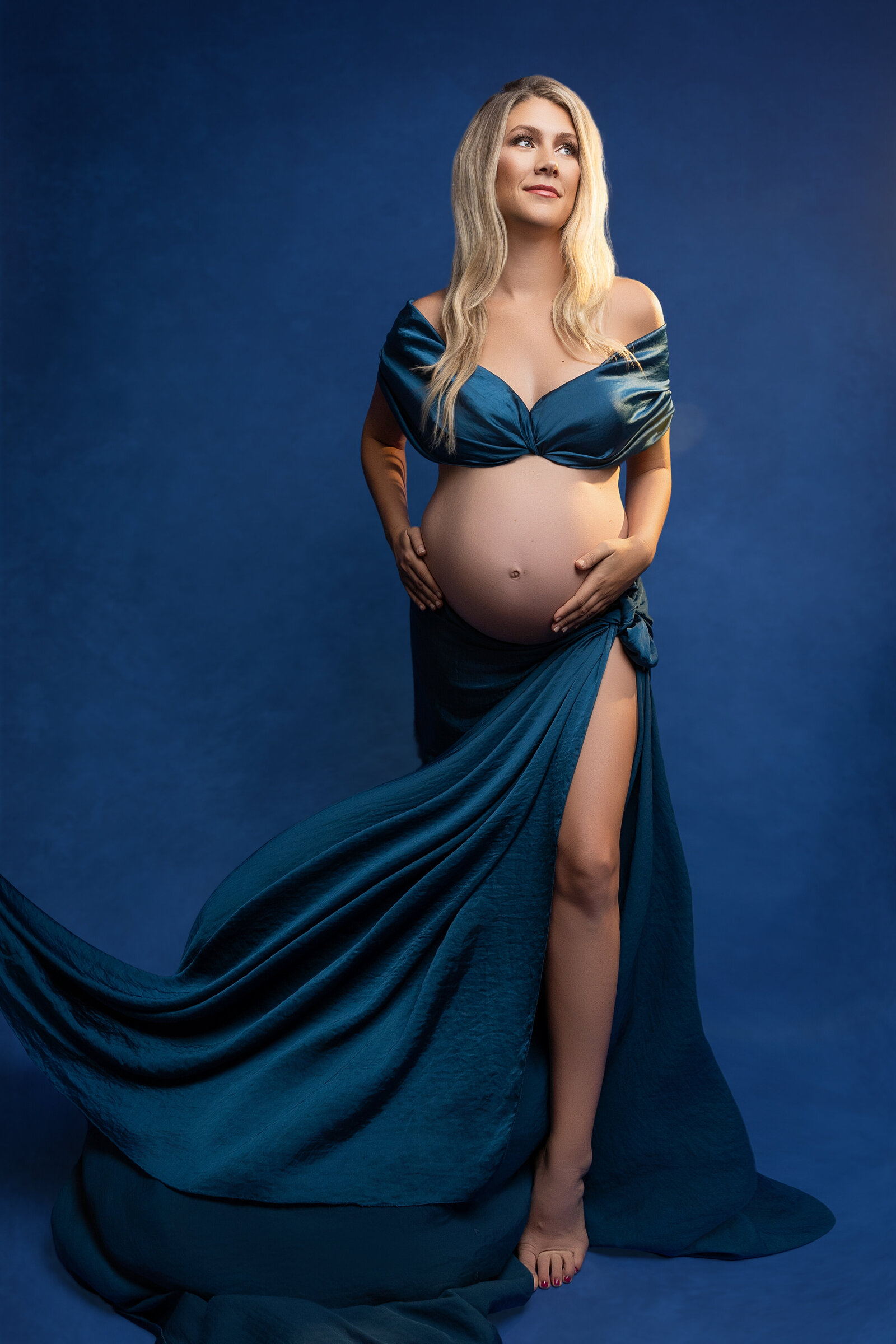 Amy's Maternity Portraits-November 5, 2024-34_PS-E