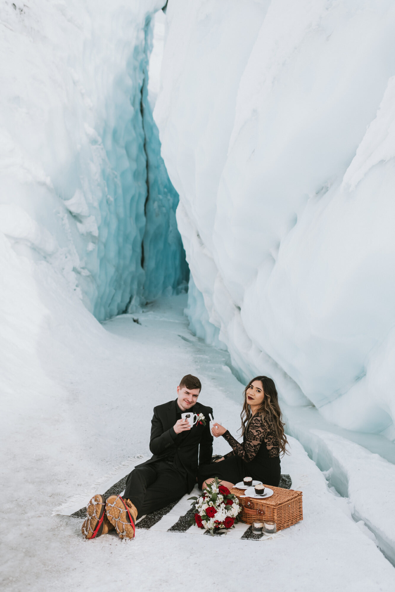 matanusak-glacier-elopement-donna-marie-photography8